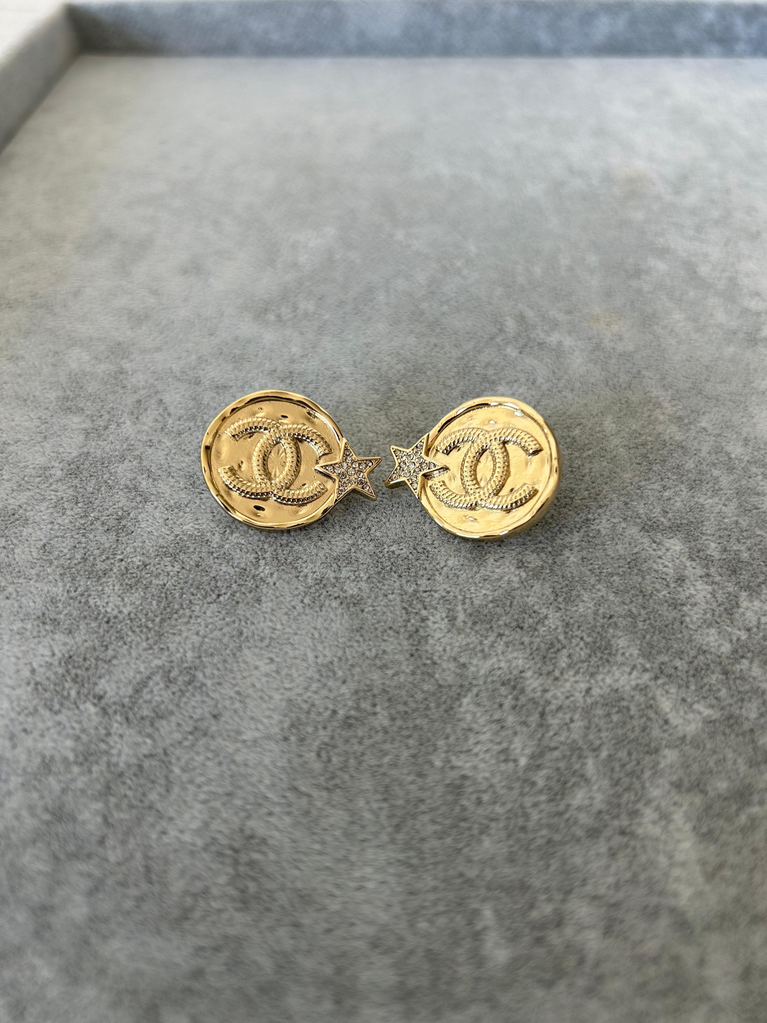 CH Yıldızlı Gold Küpe