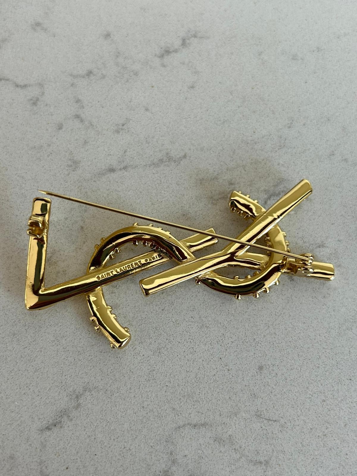 YSL Broş