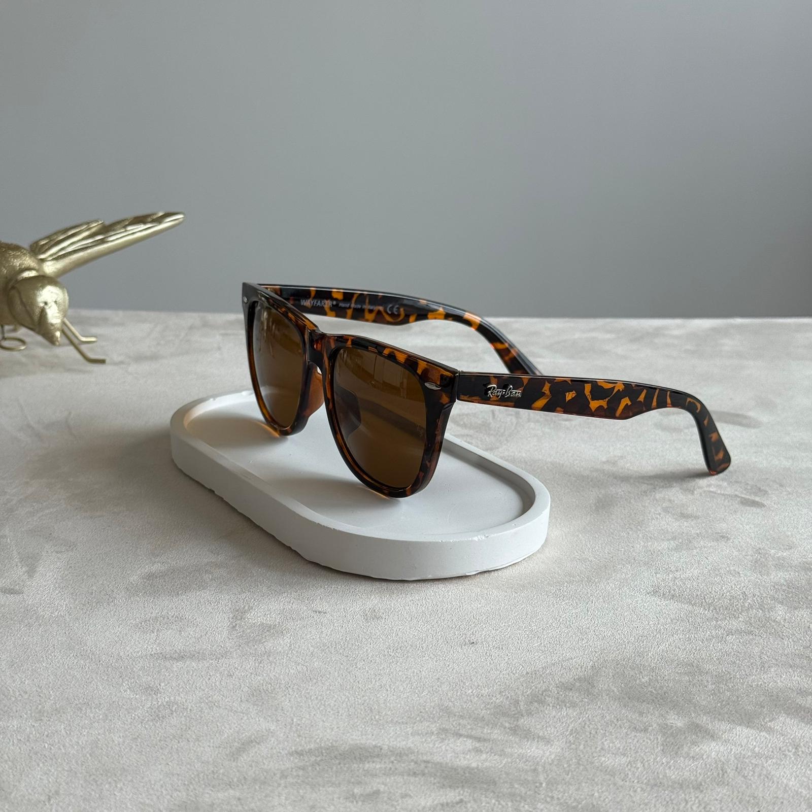 RB  Wyfarer 2140 54 Ekartman - Leopar
