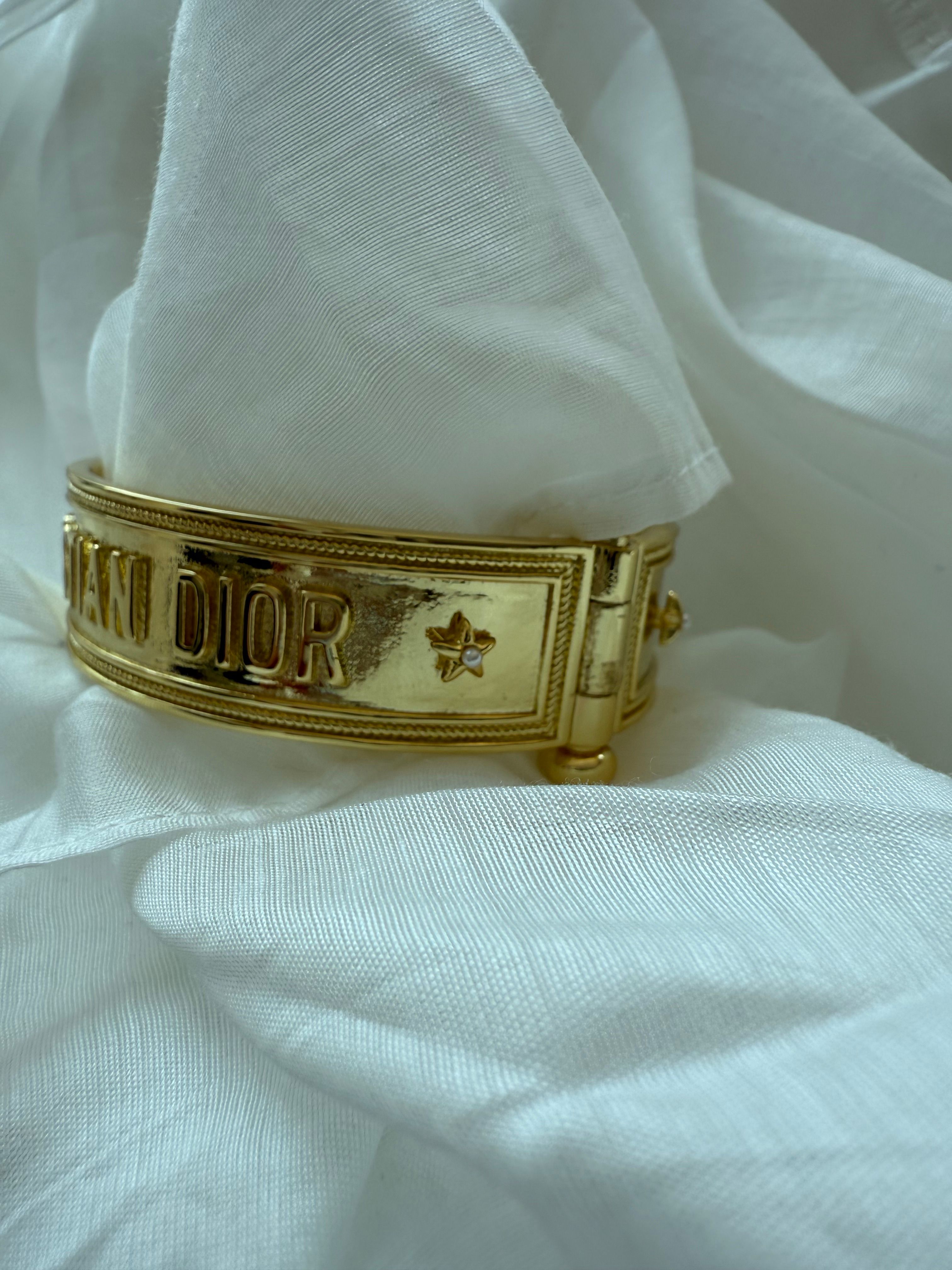 CD GOLD KELEPÇE 
