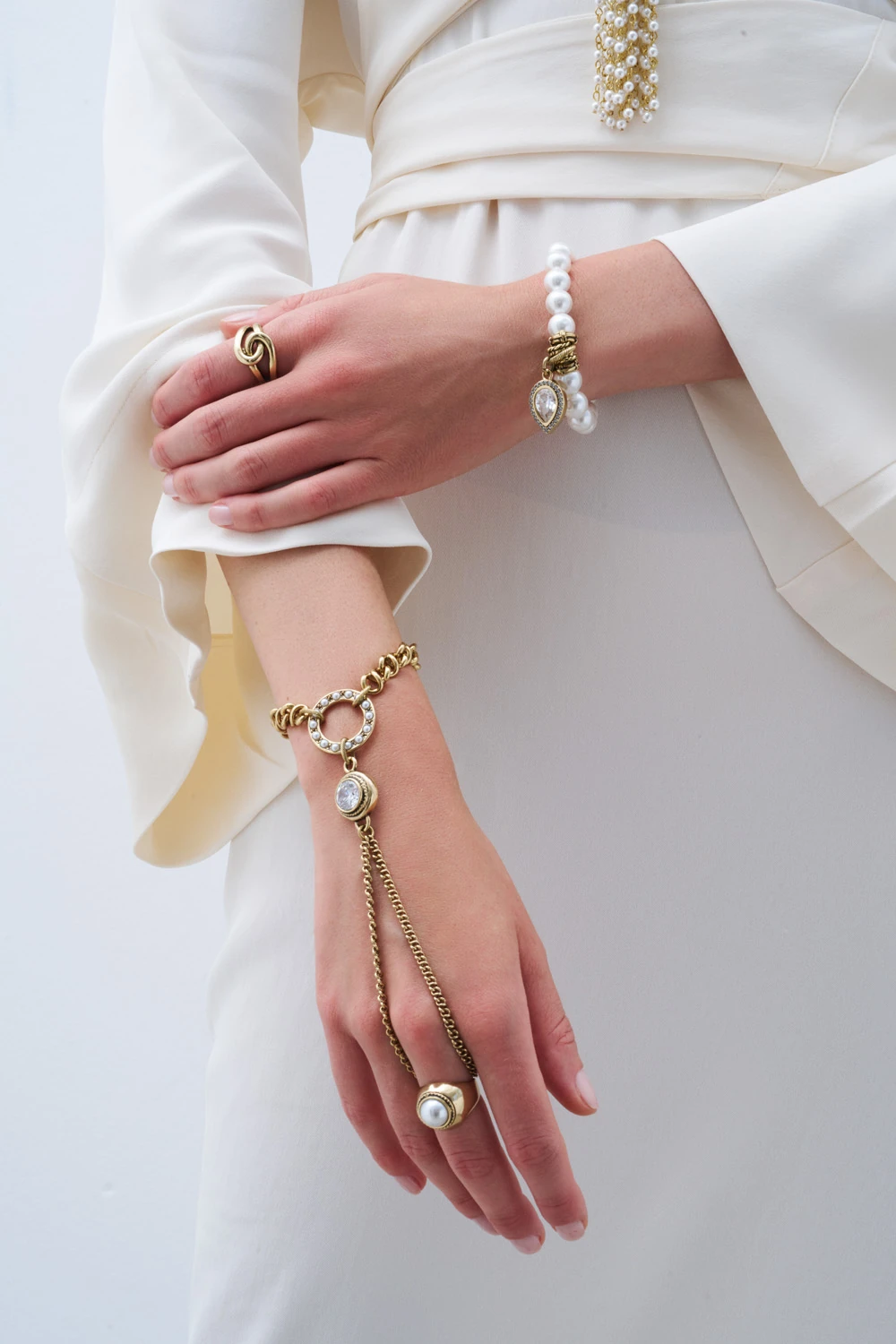 CIRCLE OF GRACE Şahmeran