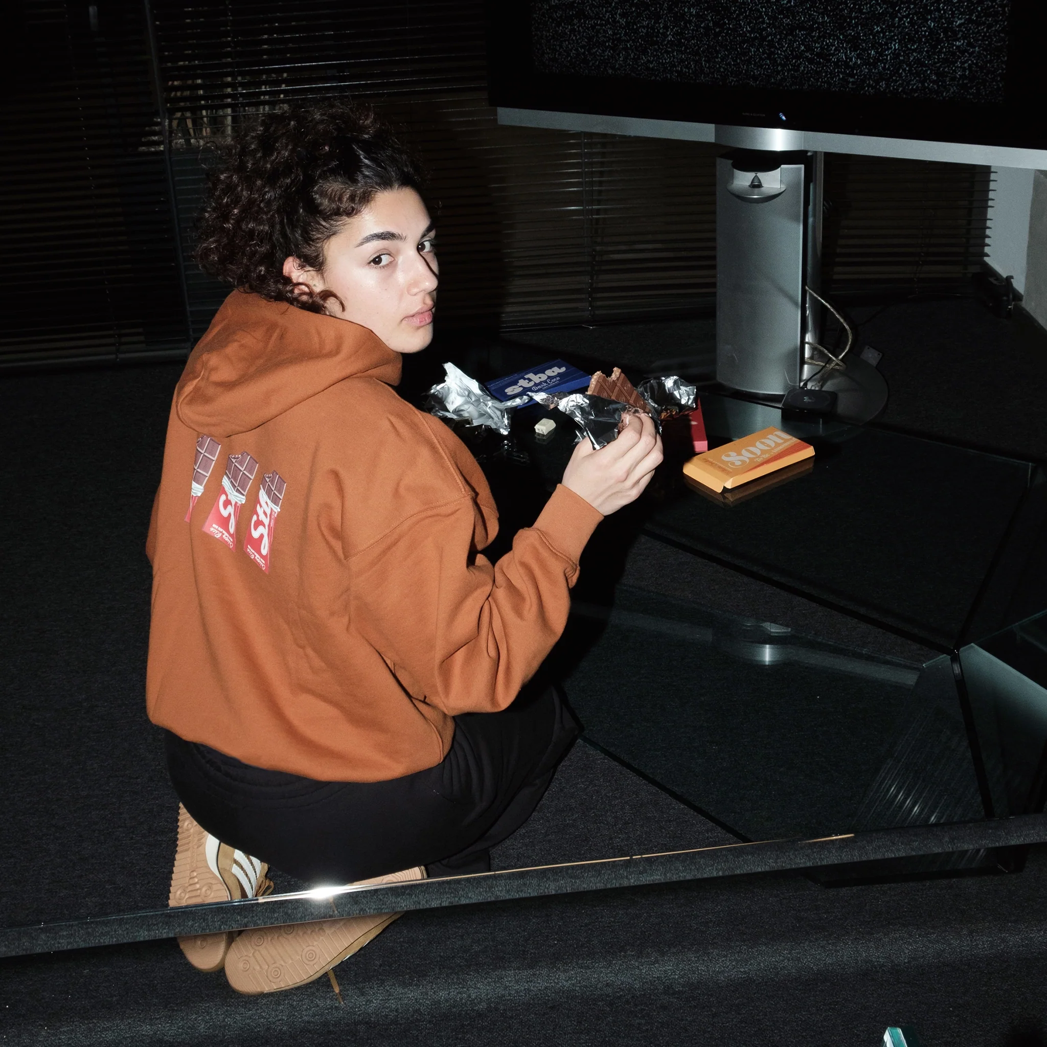 MILK CHOCOLATE Hoodie - Karamel