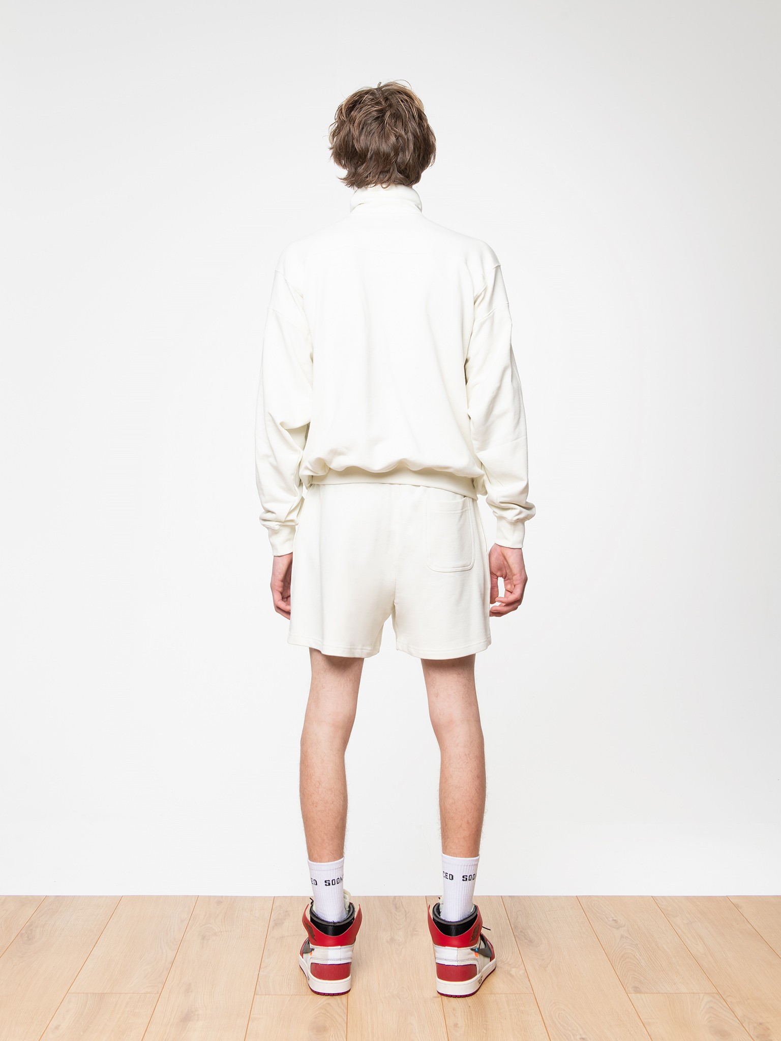 ESSENTIALS LOGO Shorts - Off White 