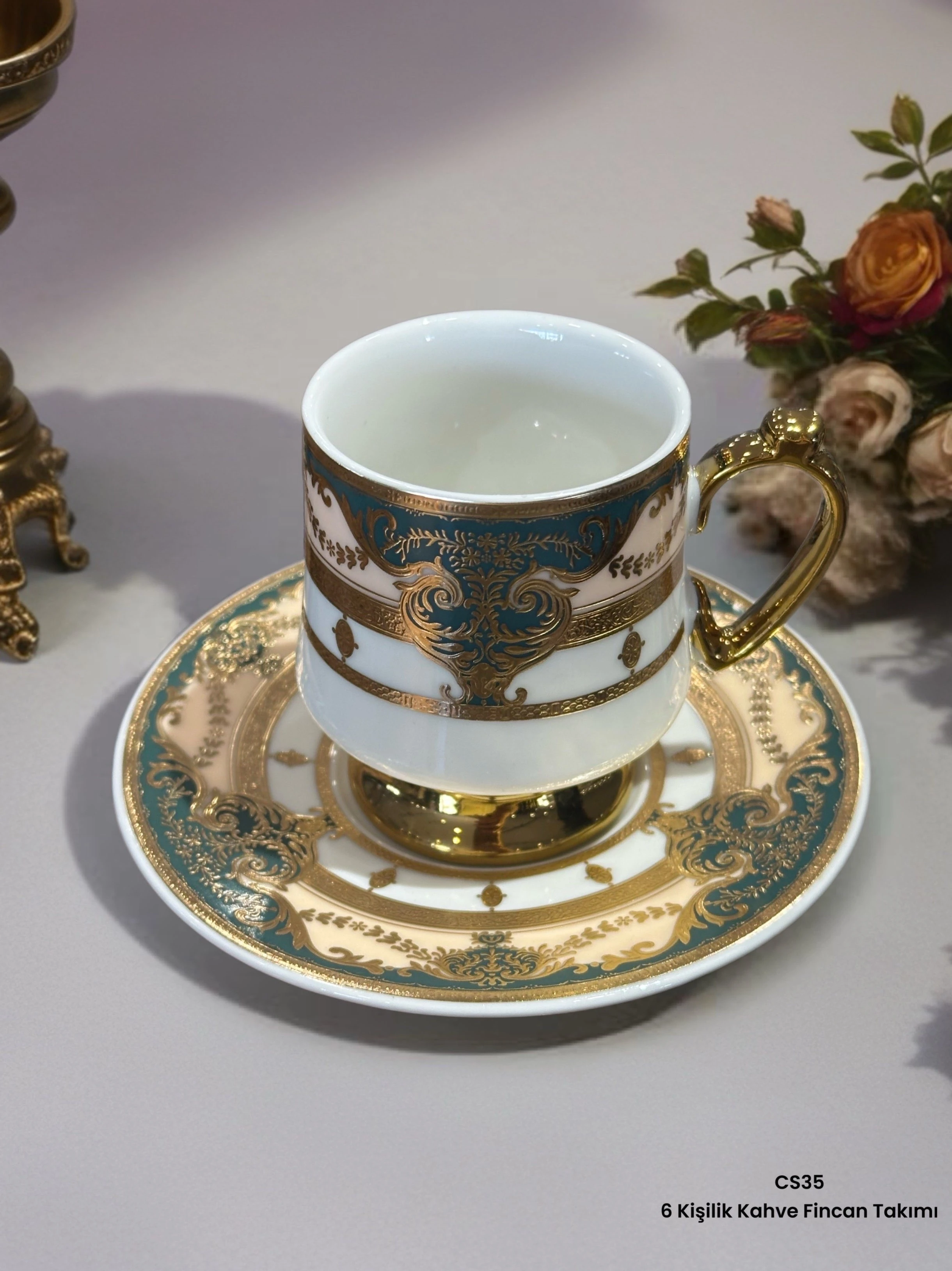 Majeste Esmeralda Fincan Takımı