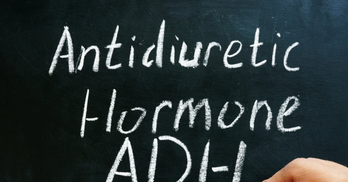 ADH (Antidiüretik) hormonu nedir? Görevleri nelerdir? cover