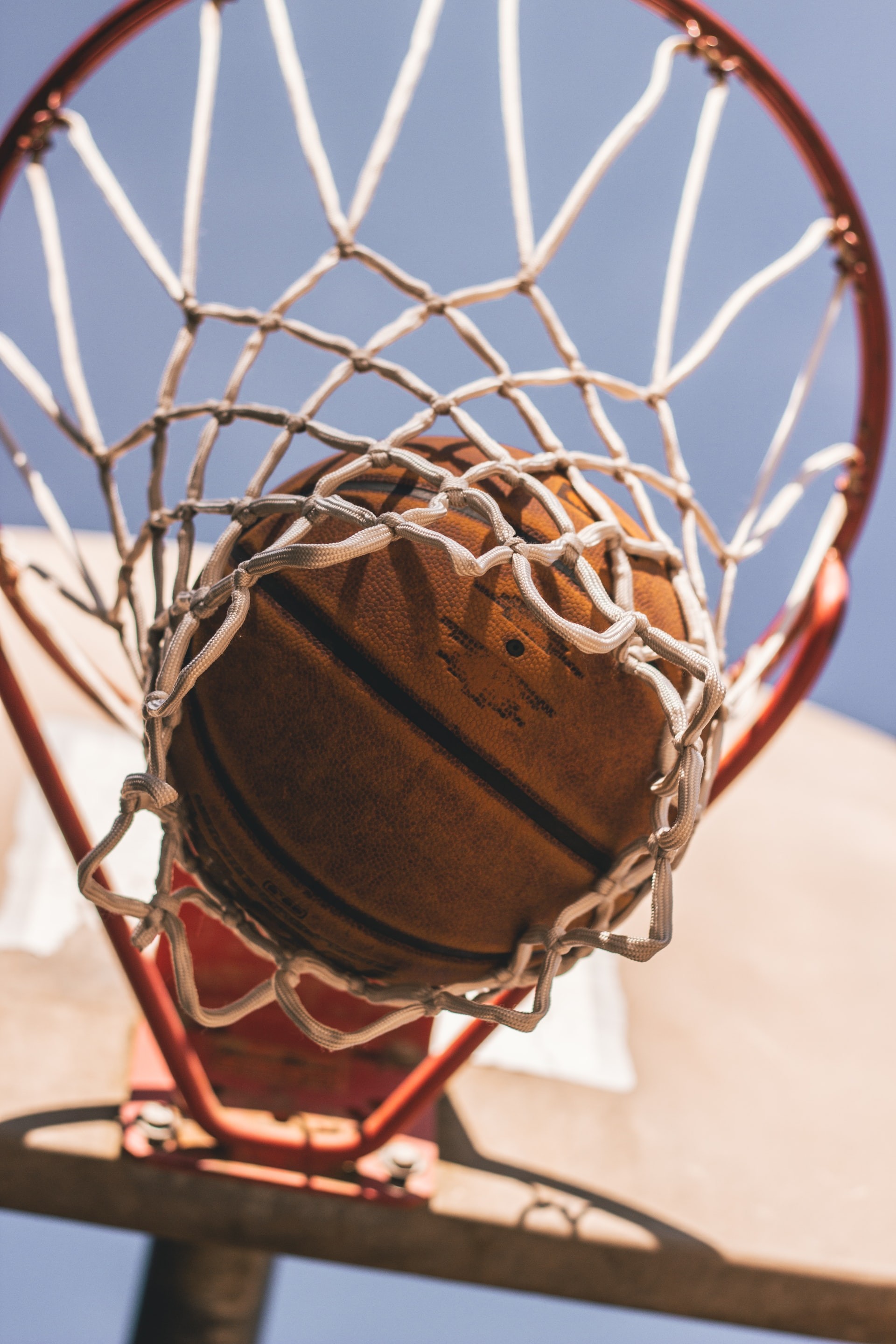 Basketbol Kuralları Nelerdir? Kaç Kişiyle Oynanır? Nasıl Oynanır?
 cover