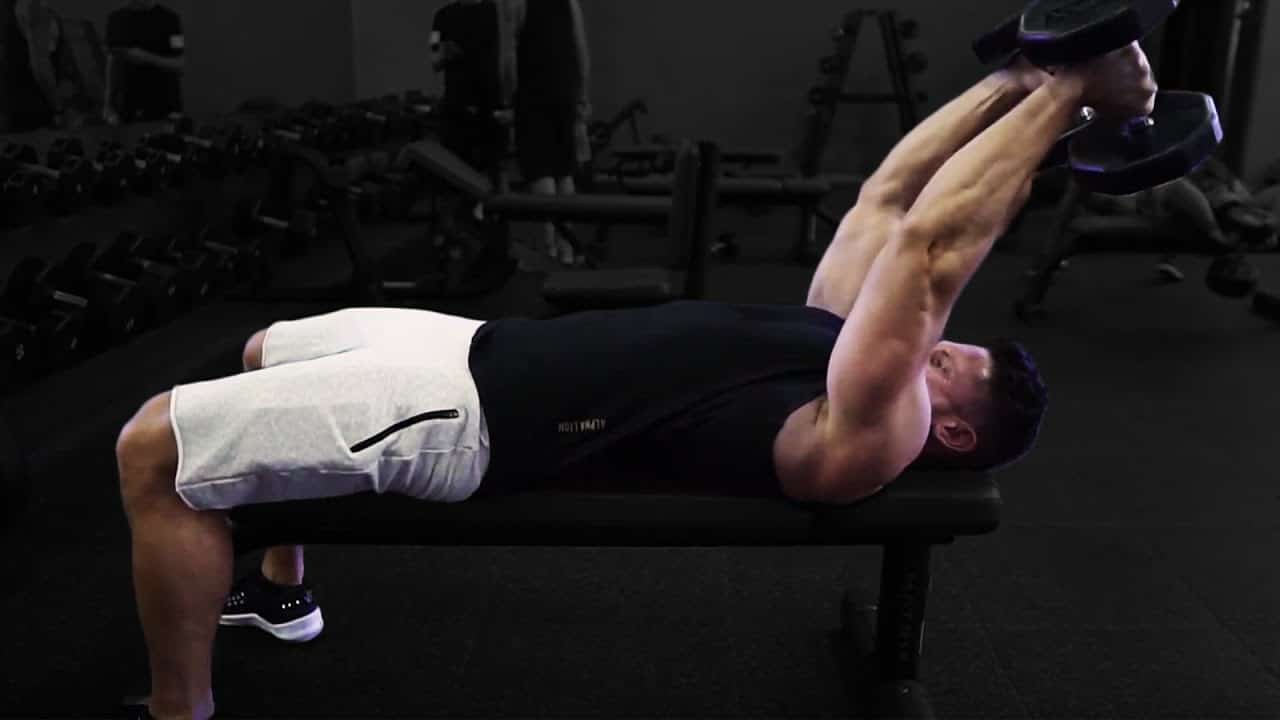 Lying Triceps Extensions Hareketi Nasıl Yapılır? Hangi Kasları Çalıştırır? cover