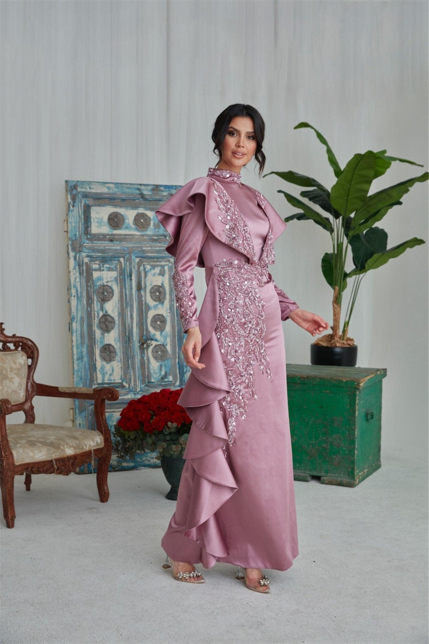 Feenhaftes Hijab-Abendkleid – Flieder