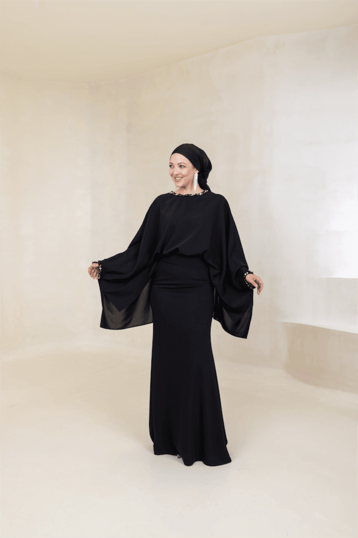 Eveline Hijab Evening Dress - Black