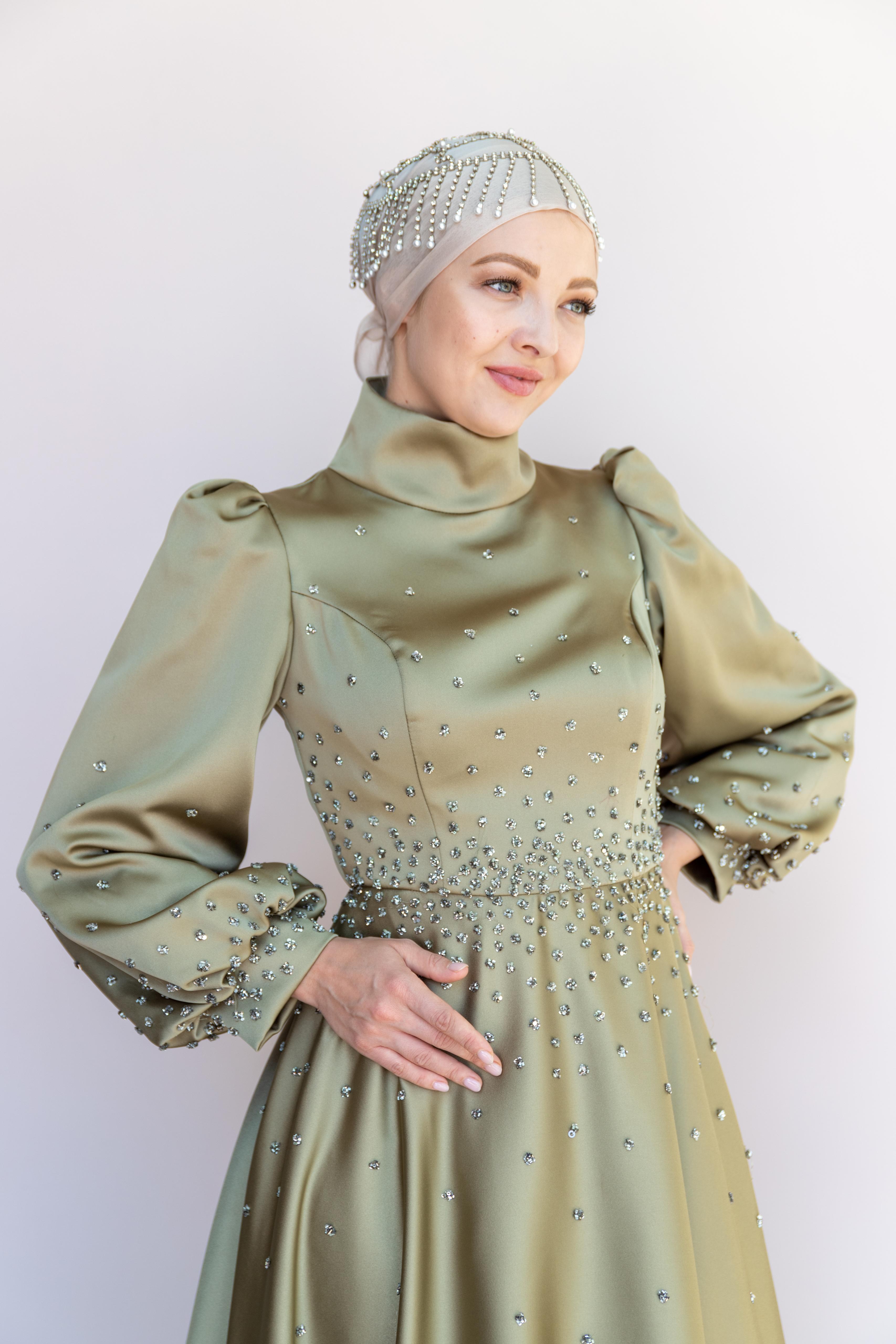 Neck Hijab Evening Dress - White - Oil Green