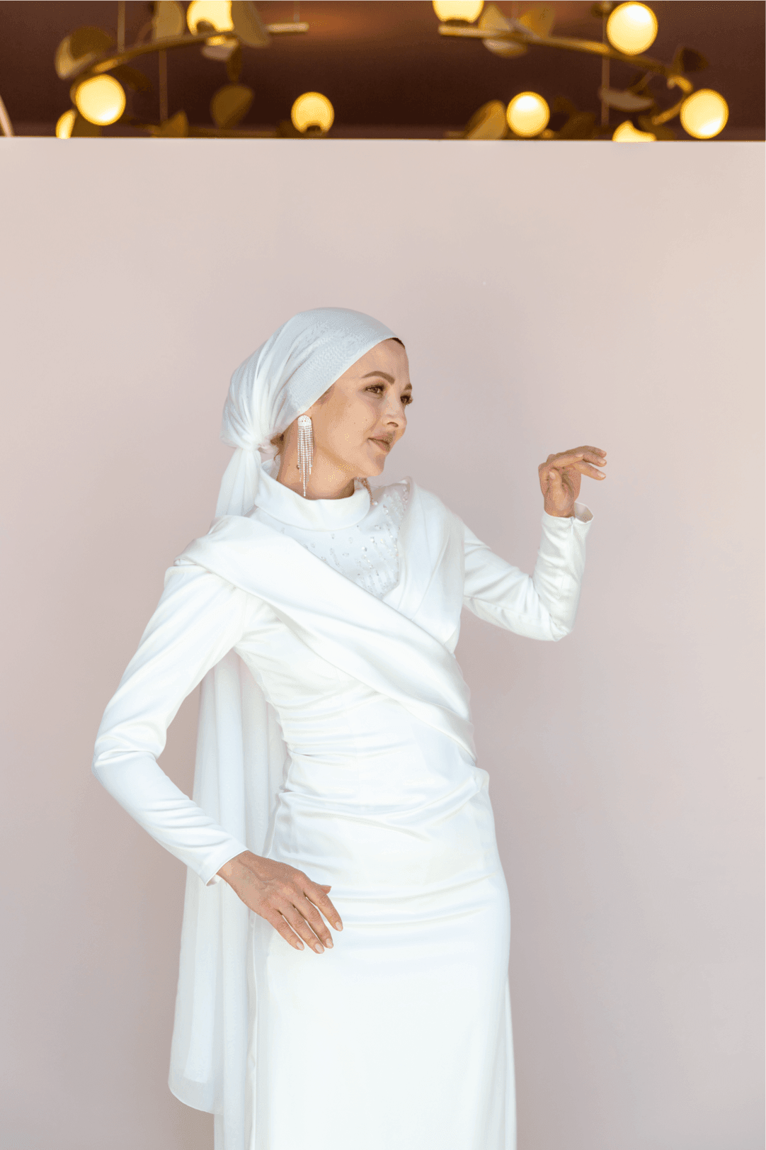 Glorinda Hijab Evening Dress - White