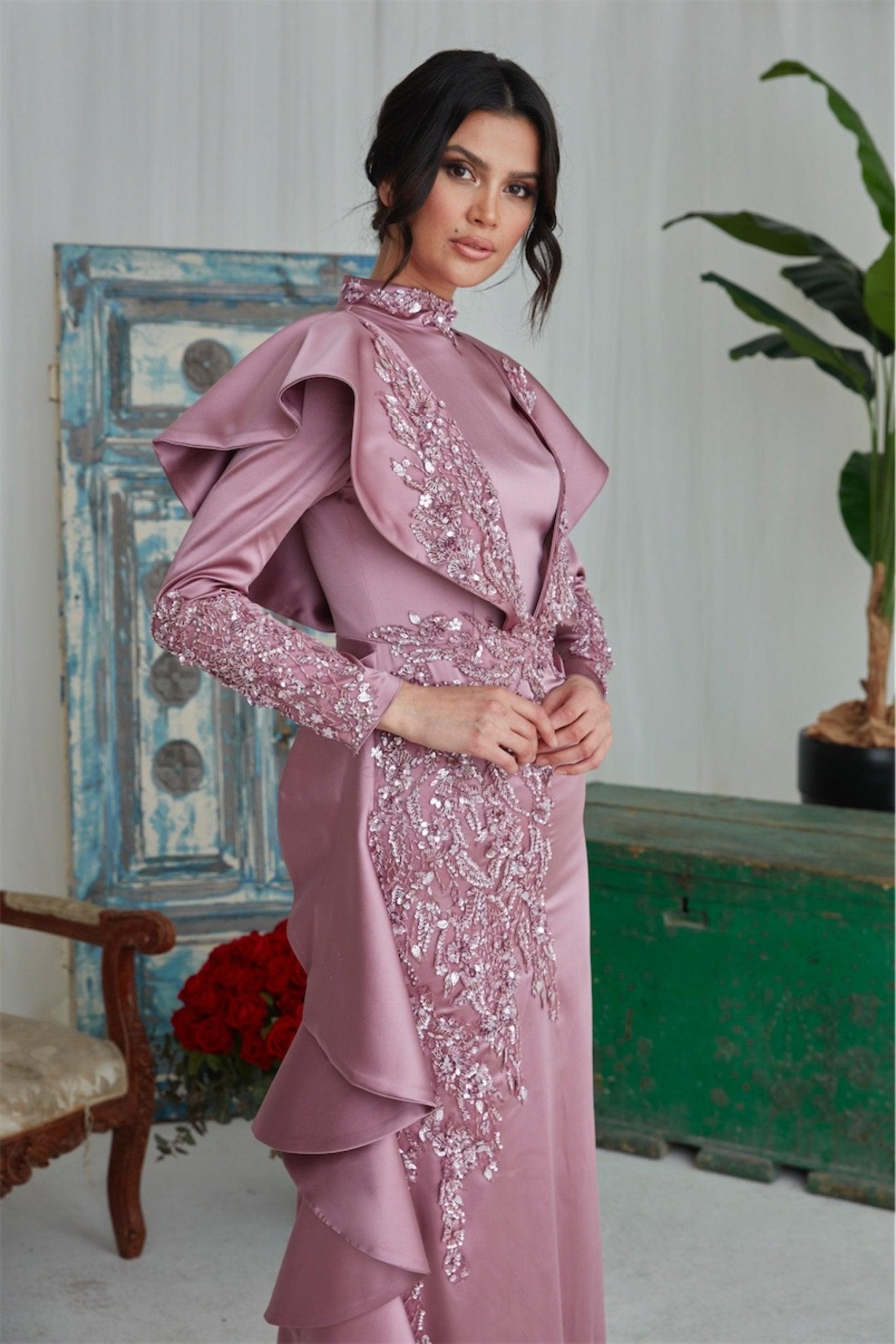 Feenhaftes Hijab-Abendkleid – Flieder
