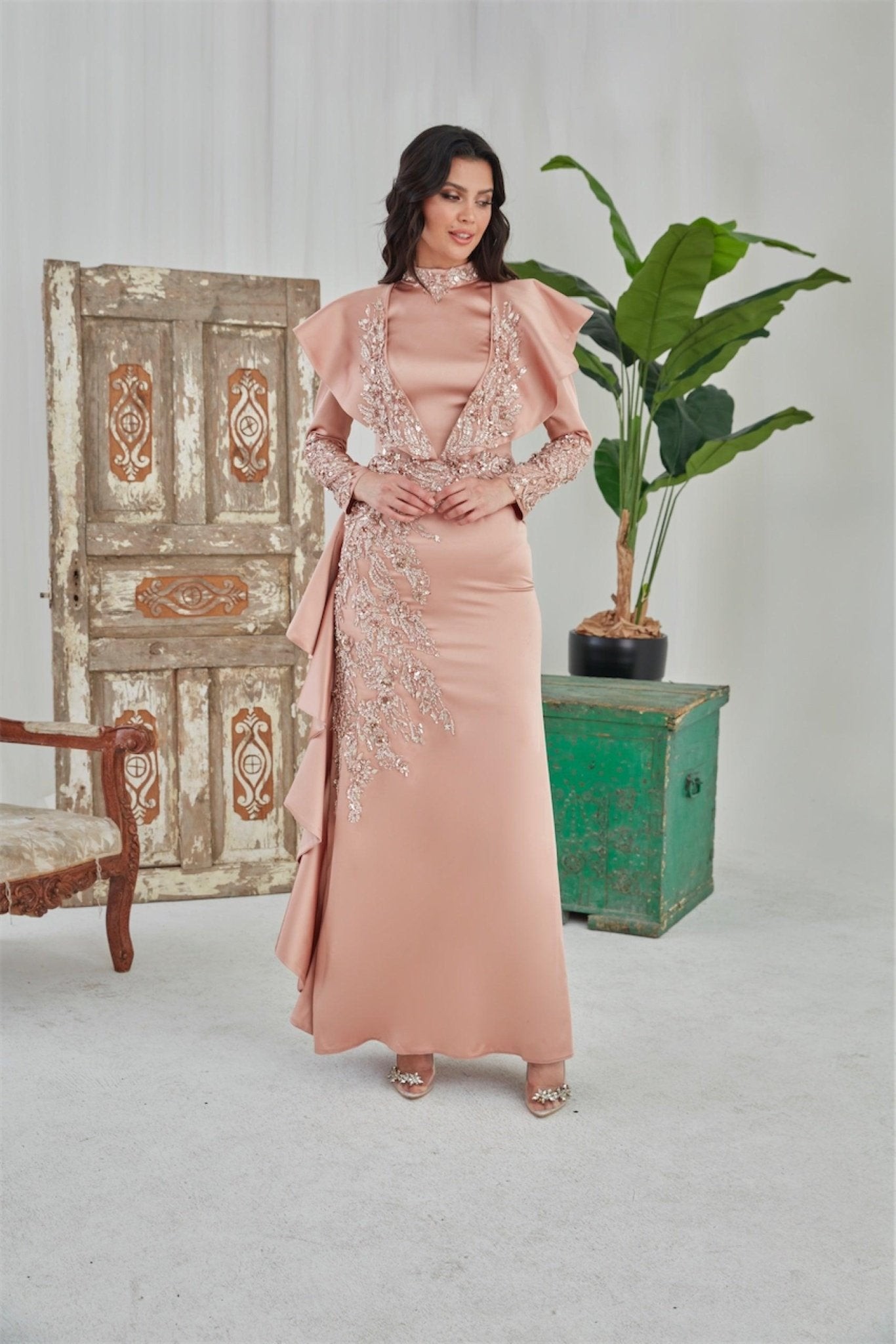 Feenhaftes Hijab-Abendkleid – Lachsfarben