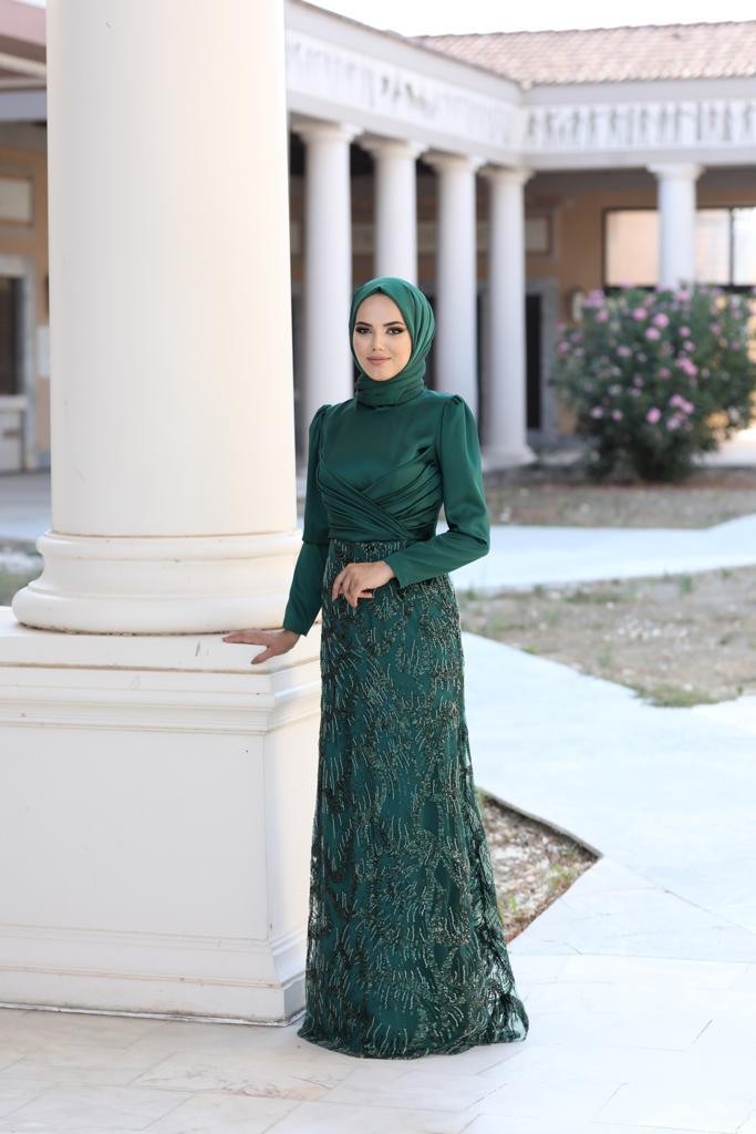 Larin Hijab Evening Dress Emerald