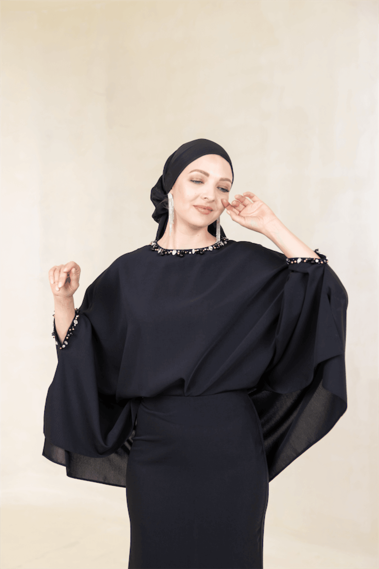 Eveline Hijab Evening Dress - Black