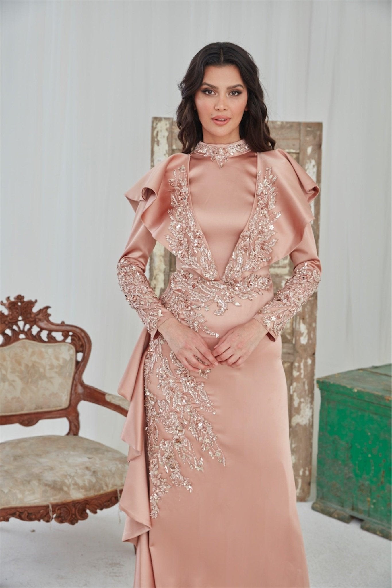 Feenhaftes Hijab-Abendkleid – Lachsfarben