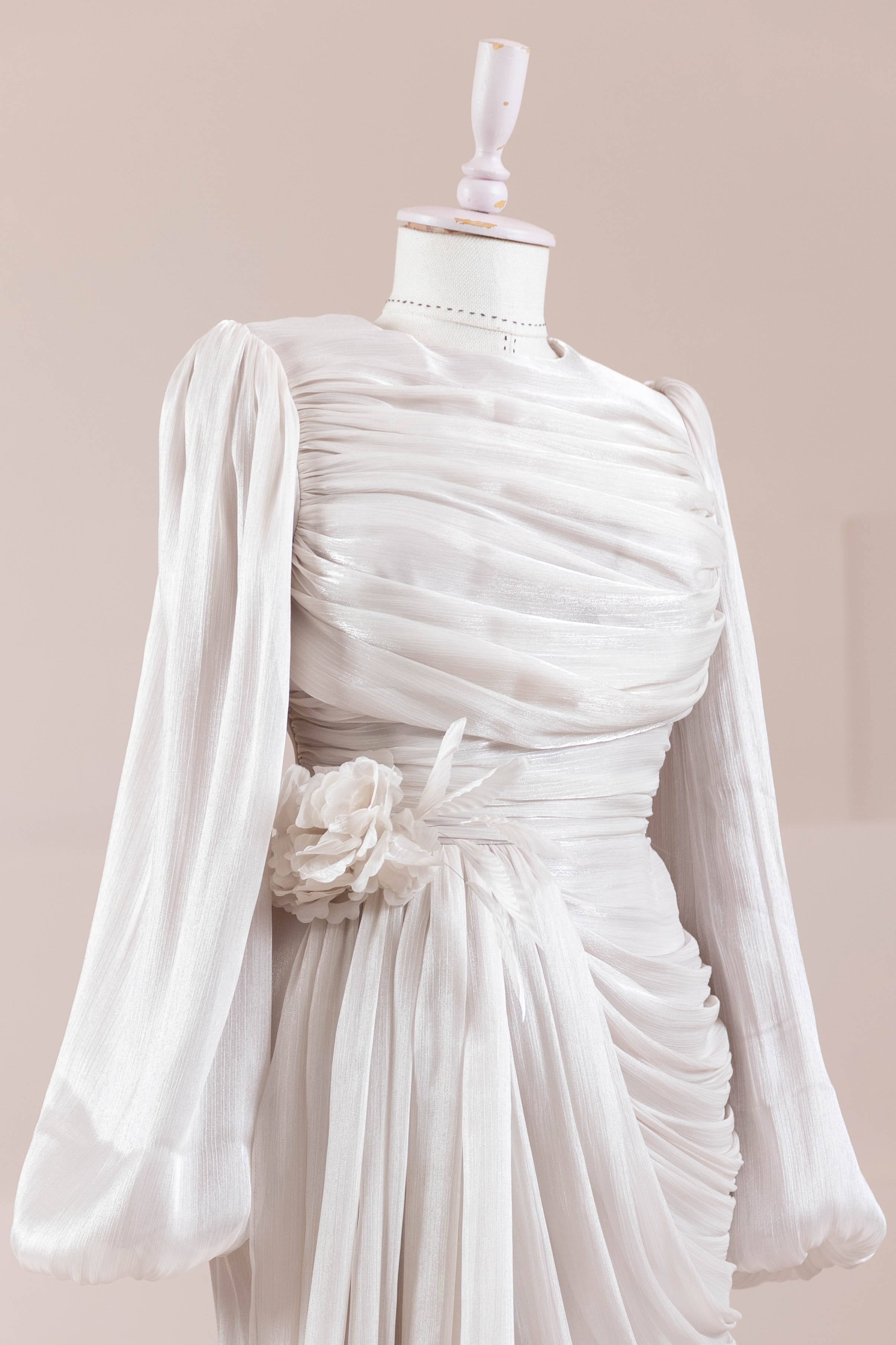 Çiçekli Lotus Tesettür Abiye - Beige