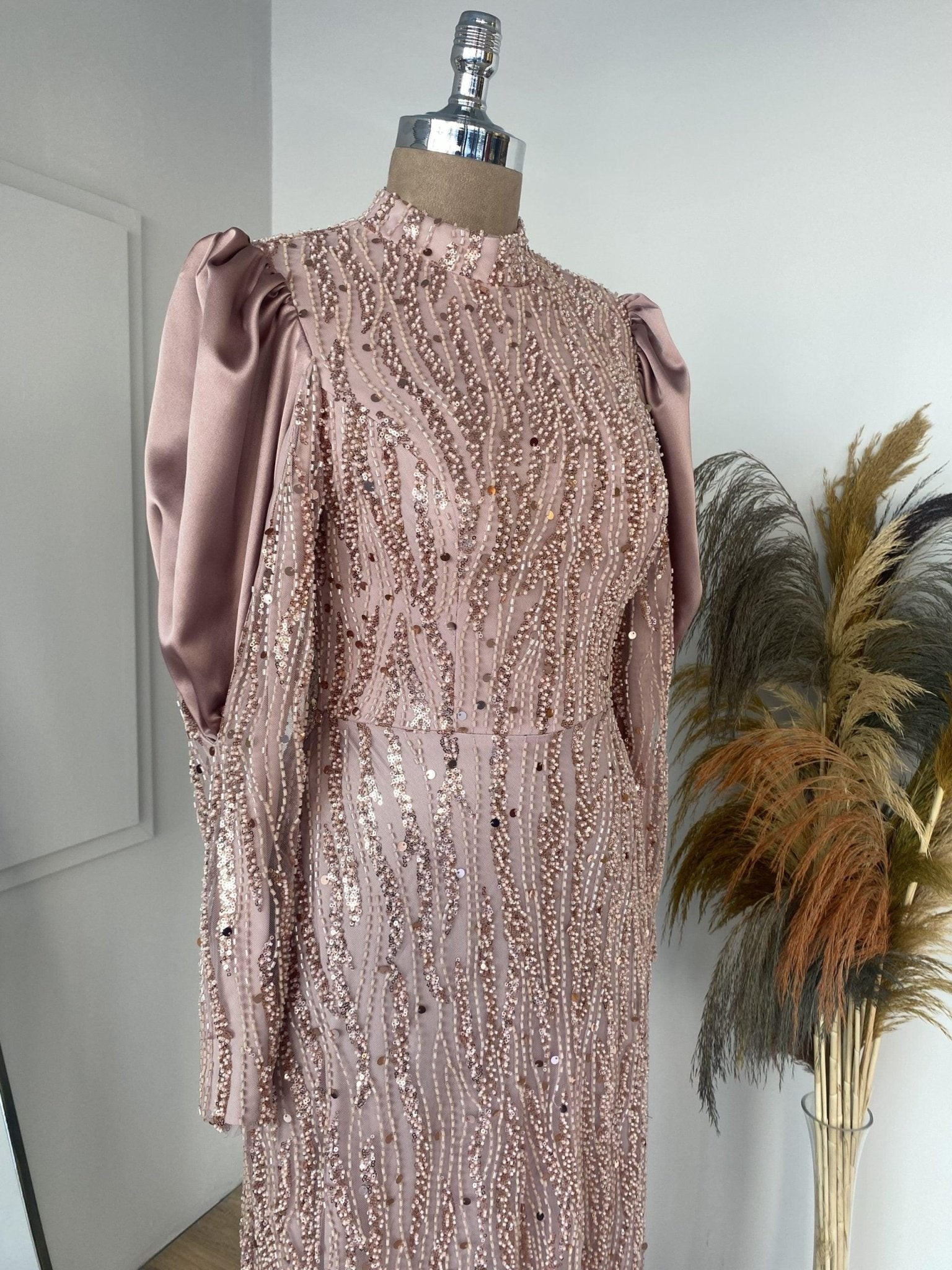 Lisa Hijab Evening Dress - Powder