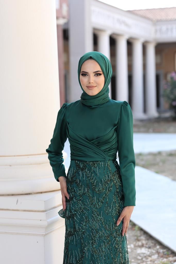 Larin Hijab Evening Dress Emerald