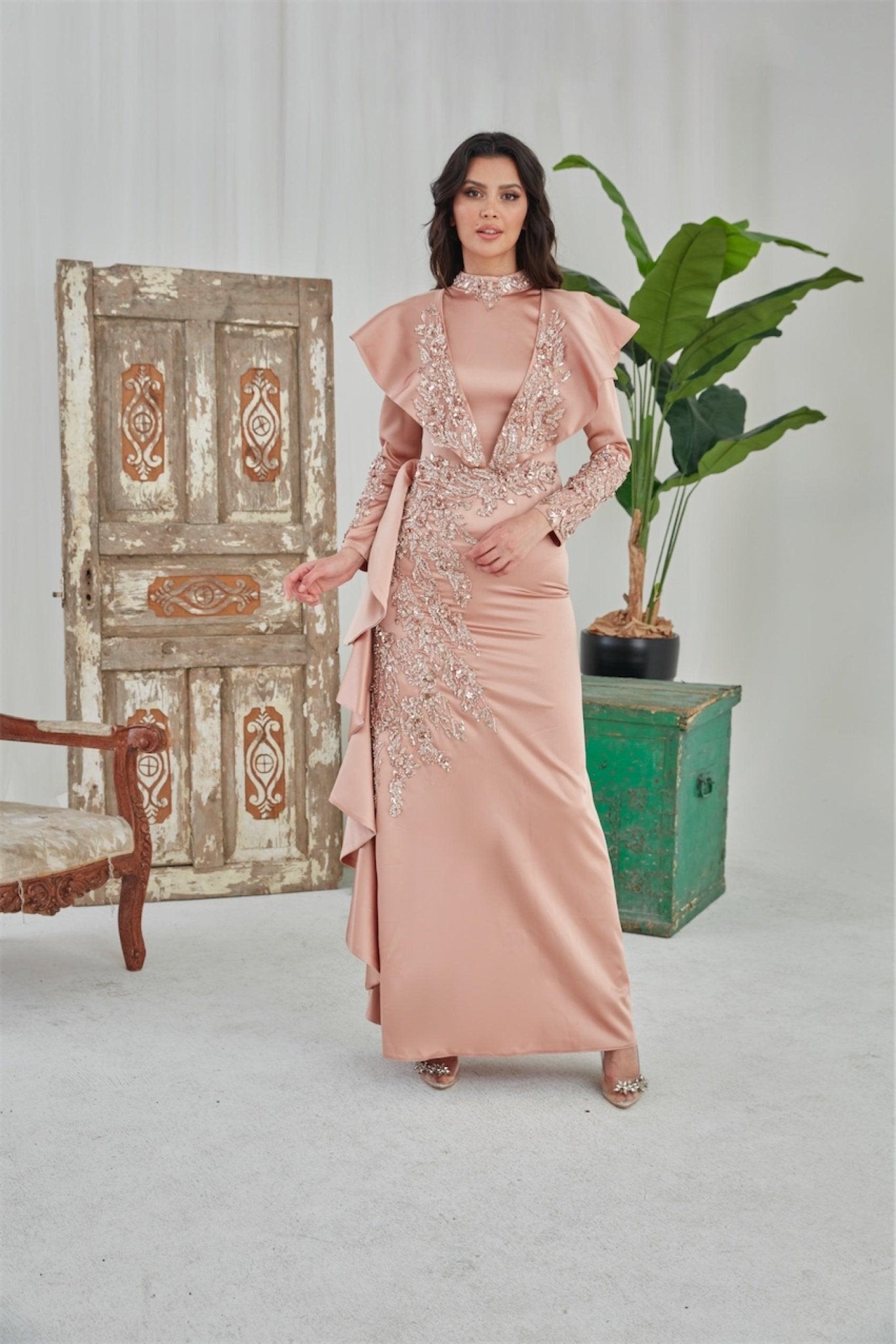 Feenhaftes Hijab-Abendkleid – Lachsfarben