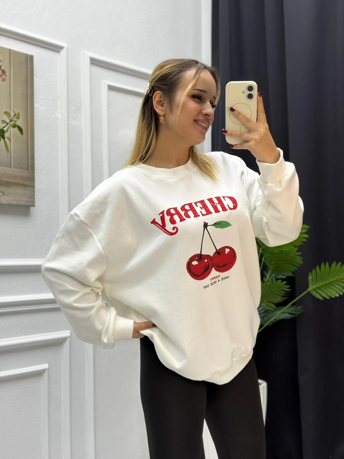 Cherry Baskılı Kadın Sweatshirt
