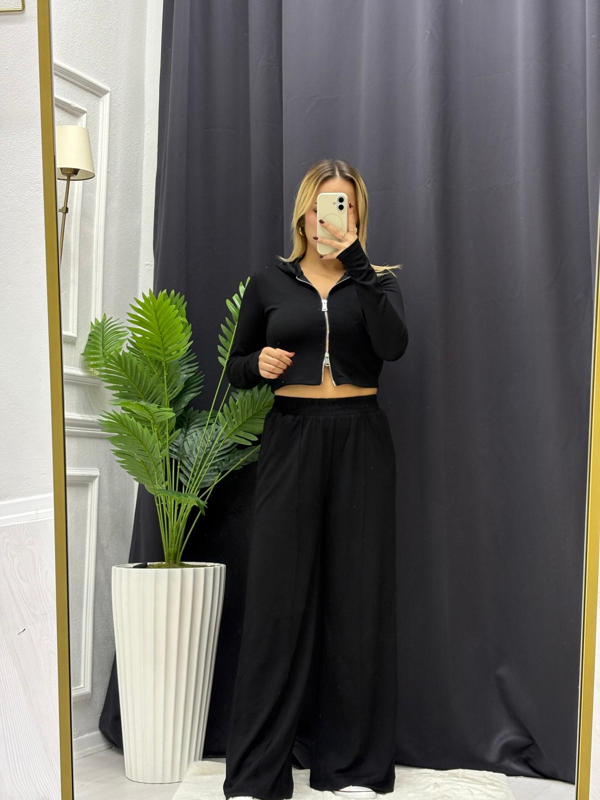 Parmak Geçmeli Kapüşonlu İkili Takım