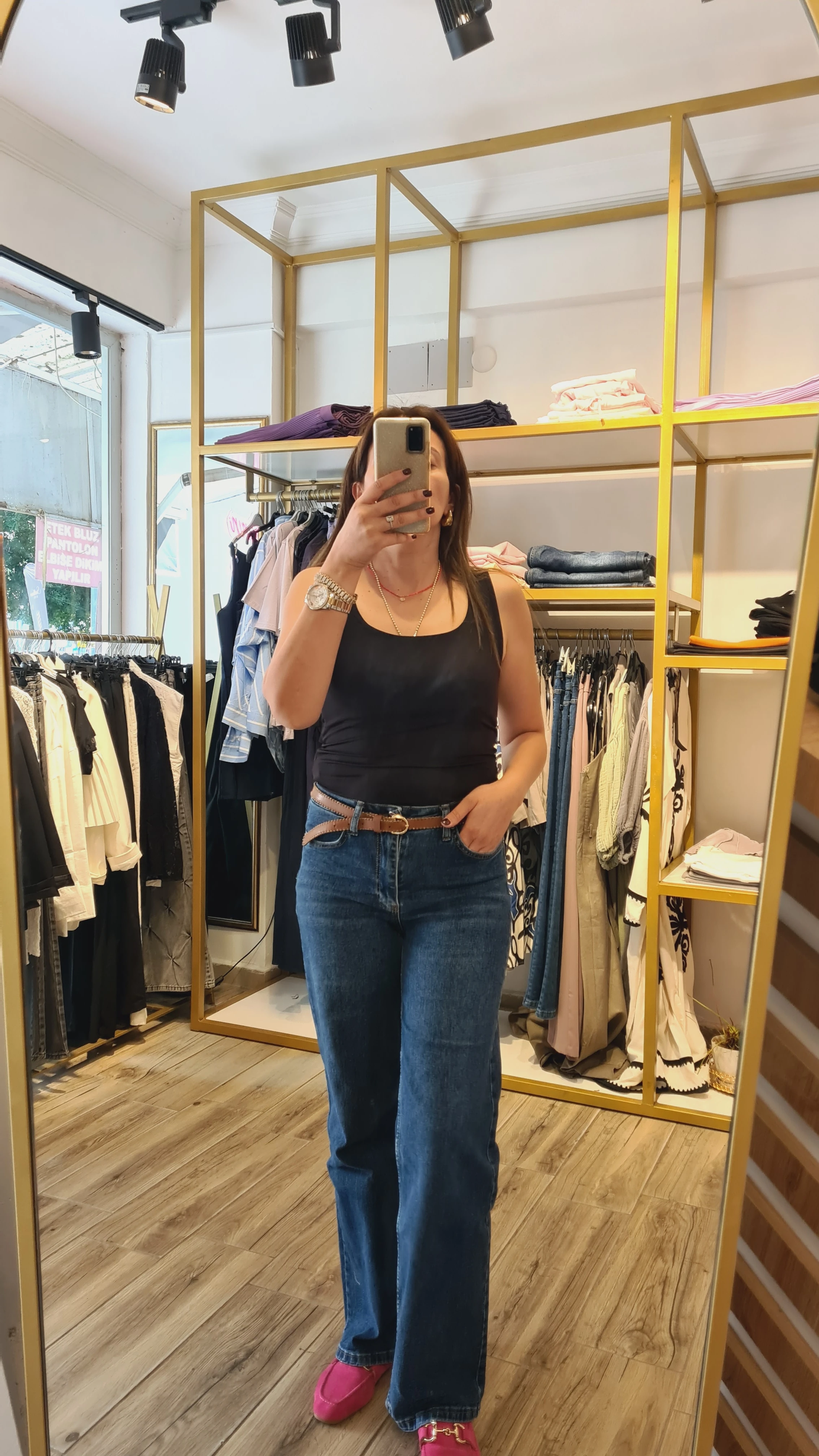 siyah kolsuz badı dilvin 