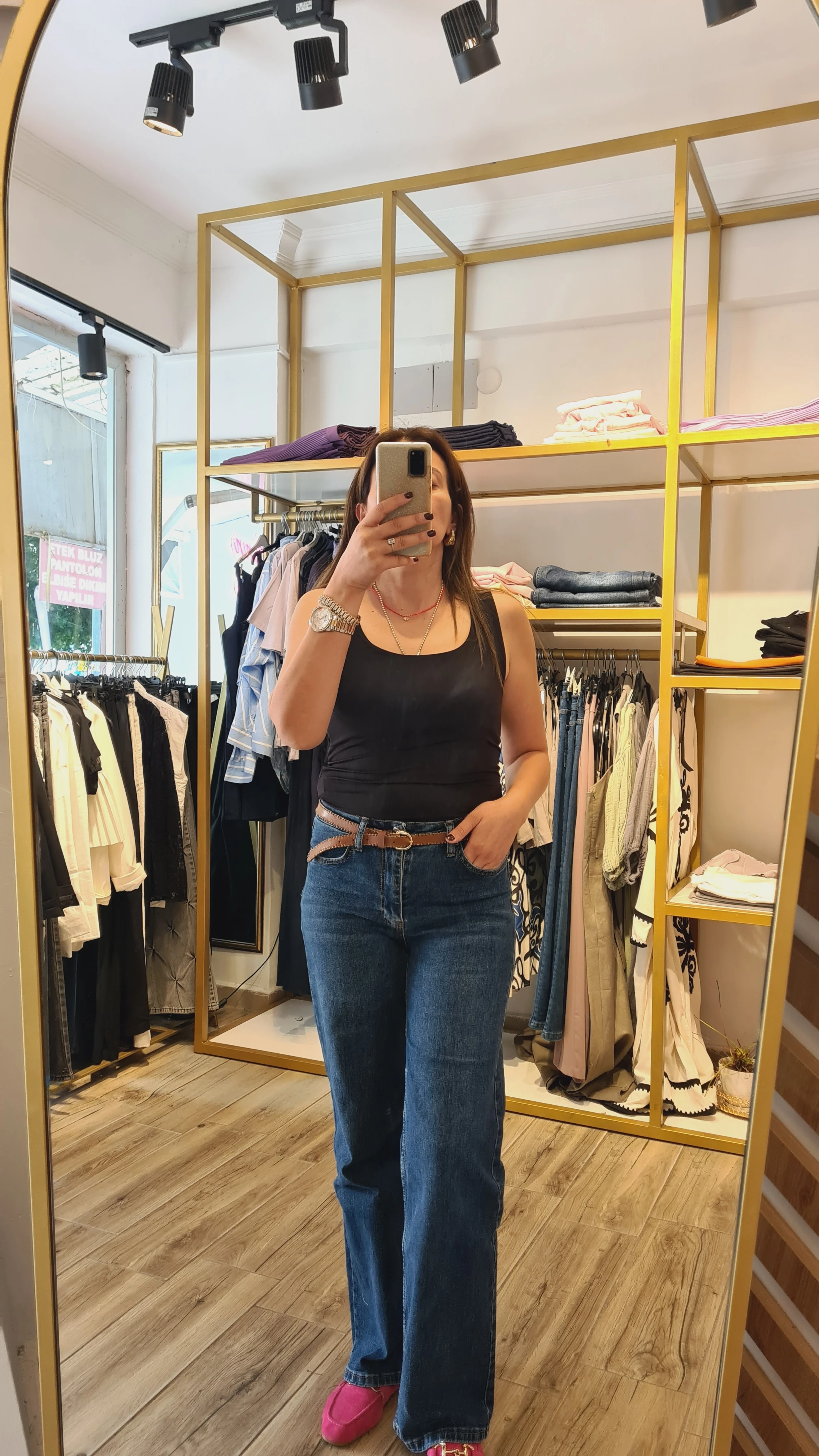 siyah kolsuz badı dilvin 