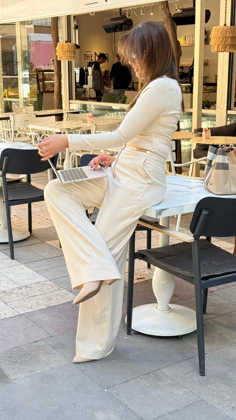 orjınal marka krem pantolon 