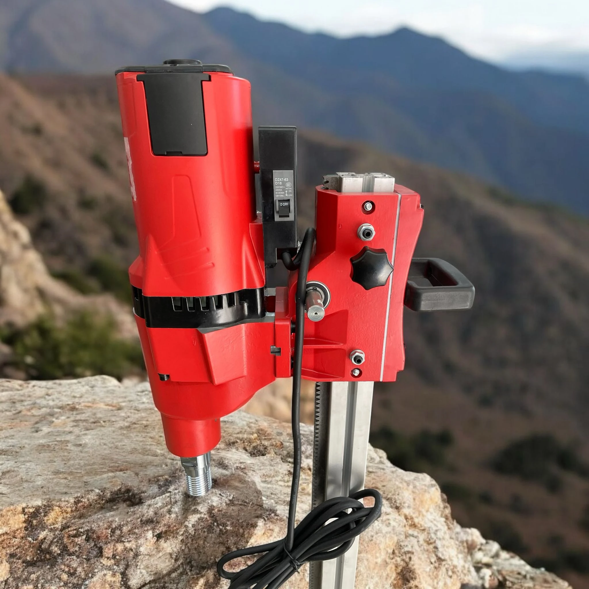 ELEKTRİKLİ EL SONDAJ MAKİNESİ AÇILI SEHPALI 5 MT SET SONDAJSAN