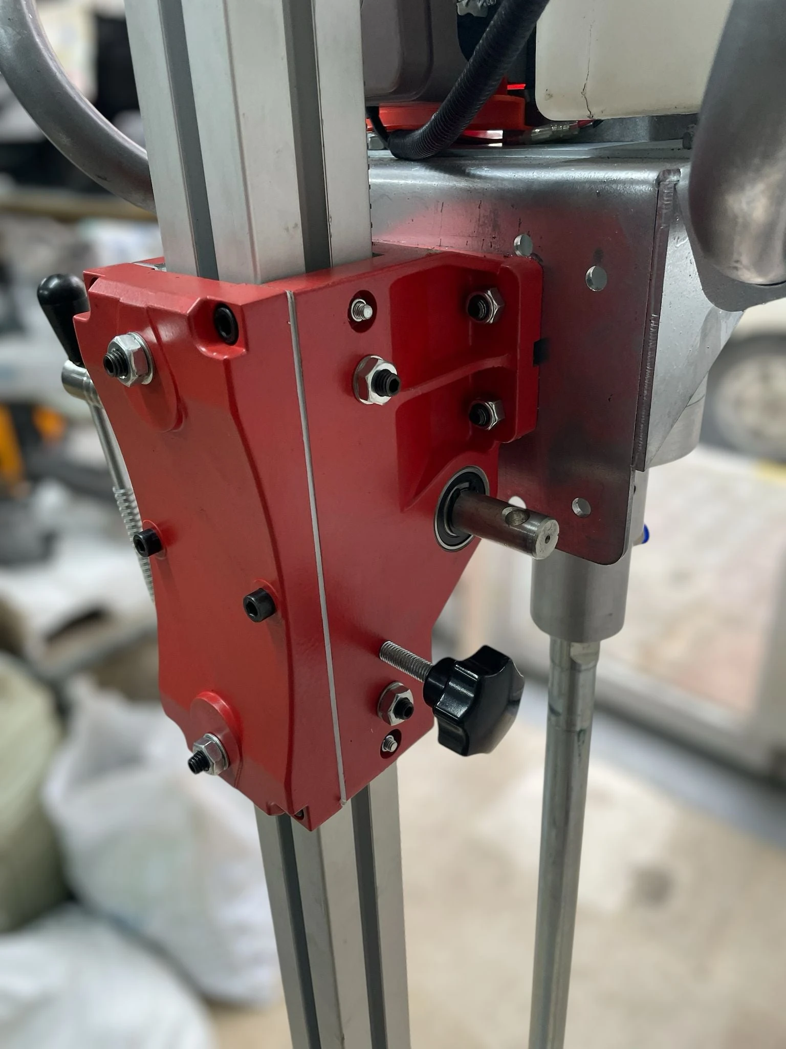 SONDAJSAN   BENZİNLİ  EL SONDAJ MAKINESI AÇILI SEHPALI SET