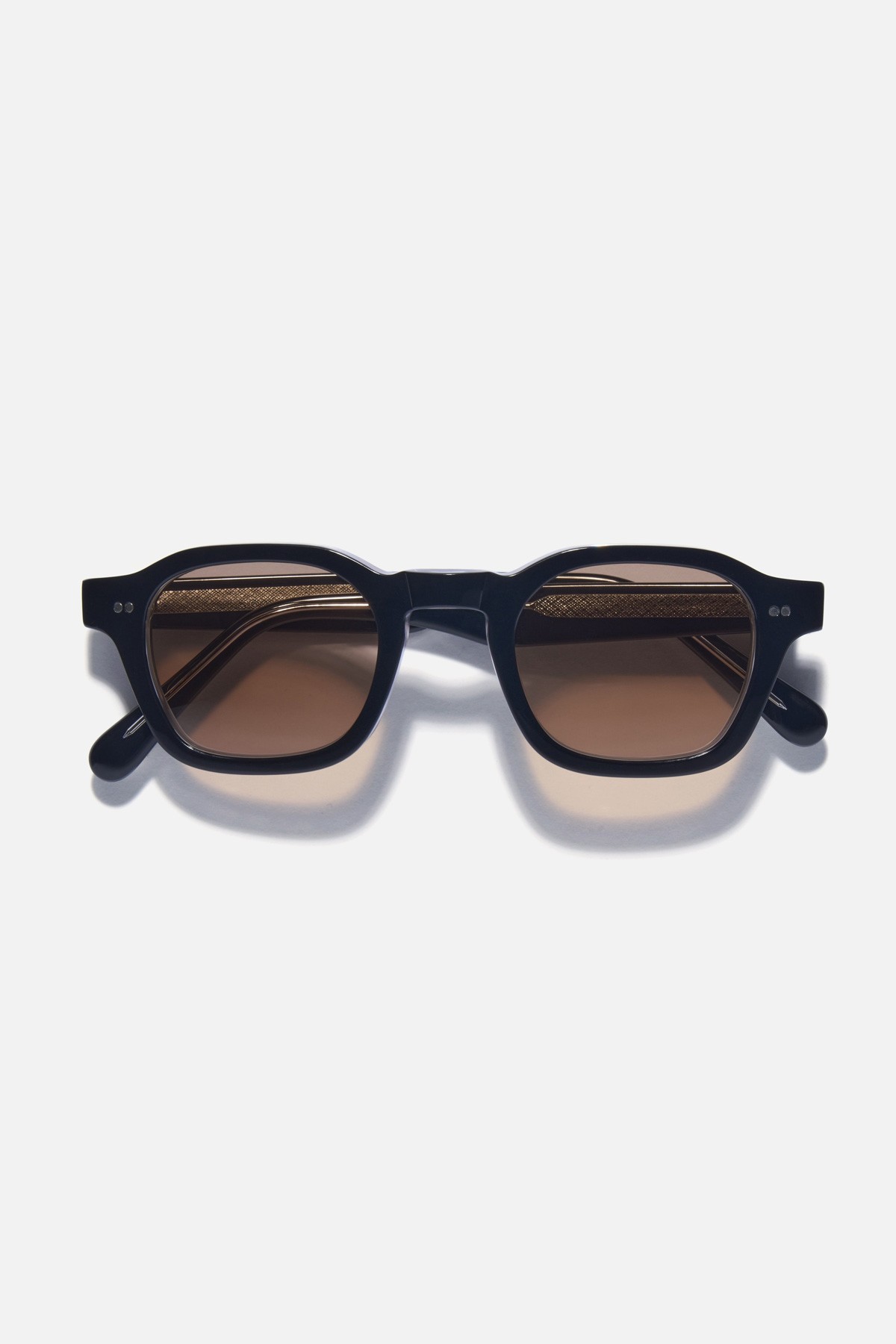  GRÀCIA-BLACK CUSTOM LENS
