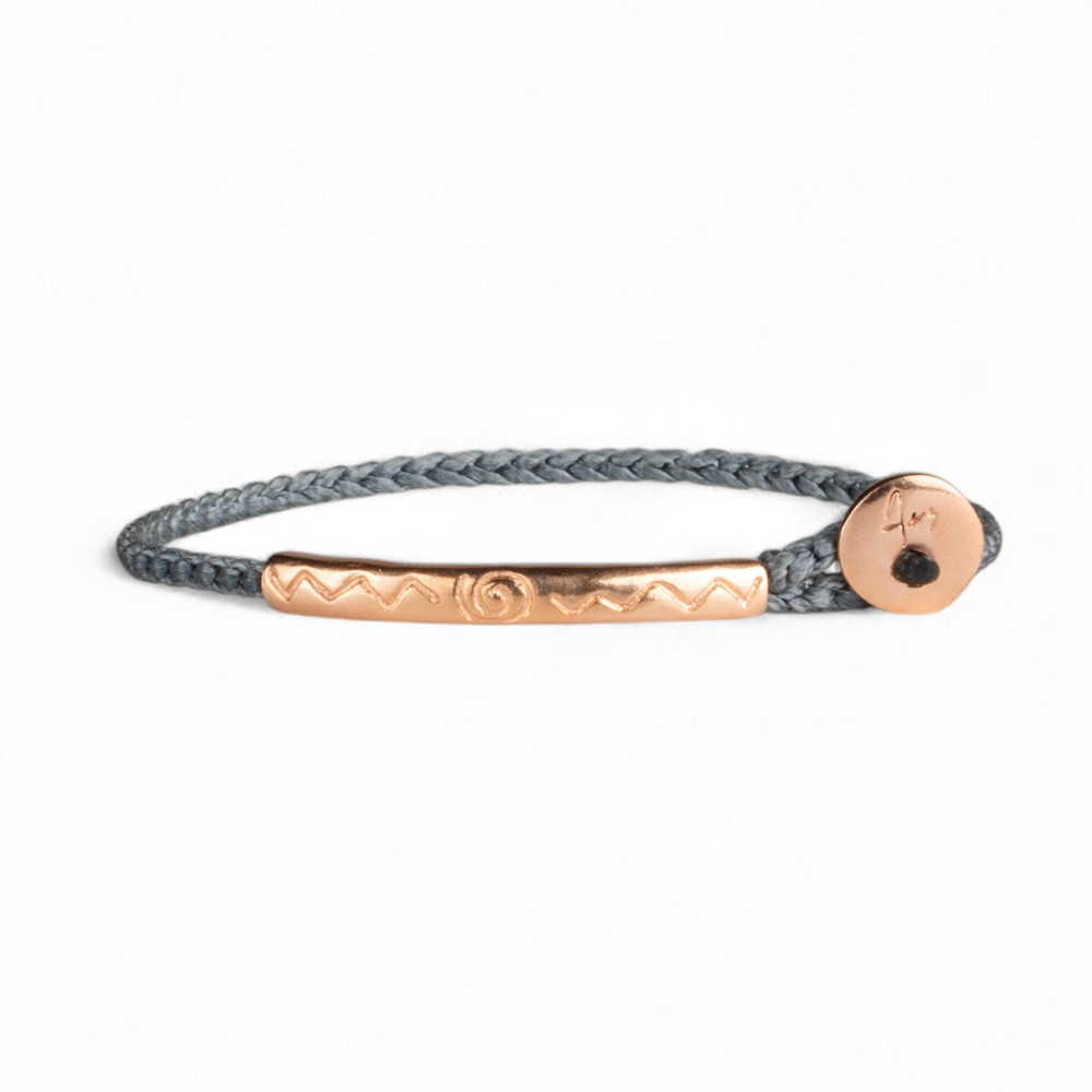 Fersknit - Unisex Rose Gold-Plated Silver Bracelet with Spirit and Connection Symbol
