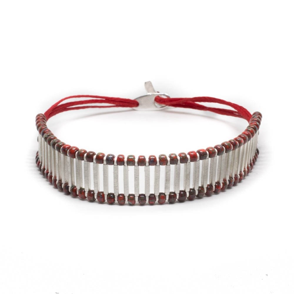 Fersknit - Unisex Burgundy Beaded Silver Bar Bracelet