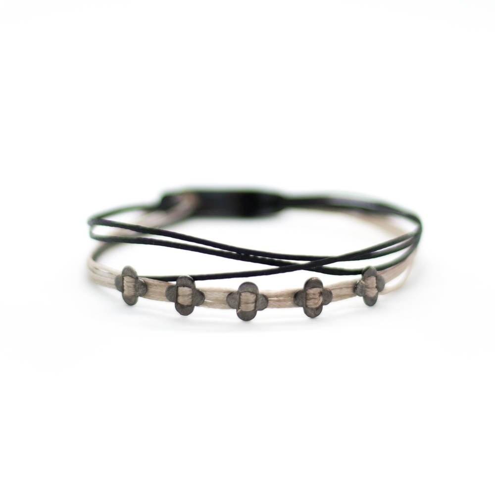 Fersknit - Unisex 7 Cords Black Silver Bracelet with Mini Flowers