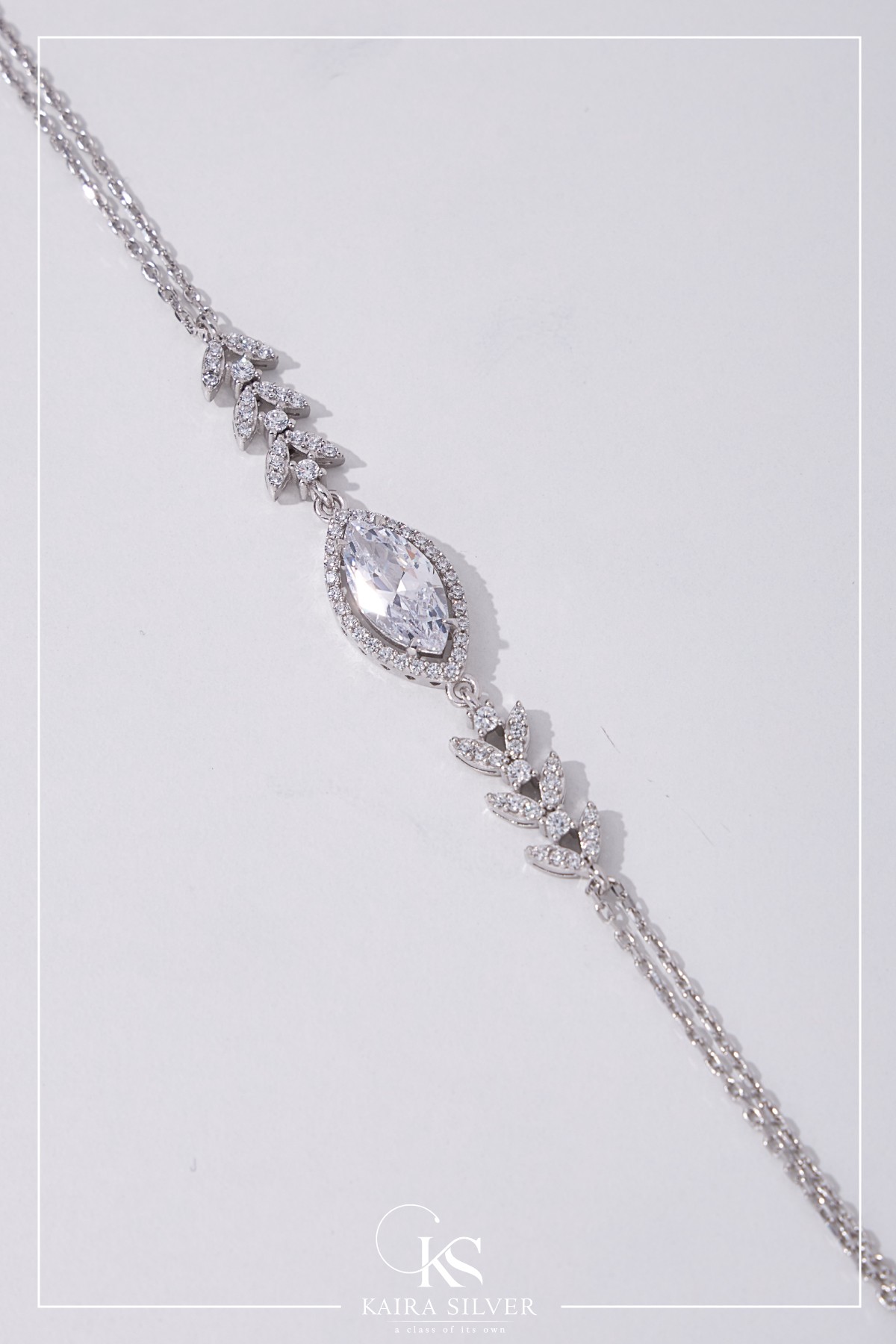 925 Sterling Silver Bracelet with Drop Stones