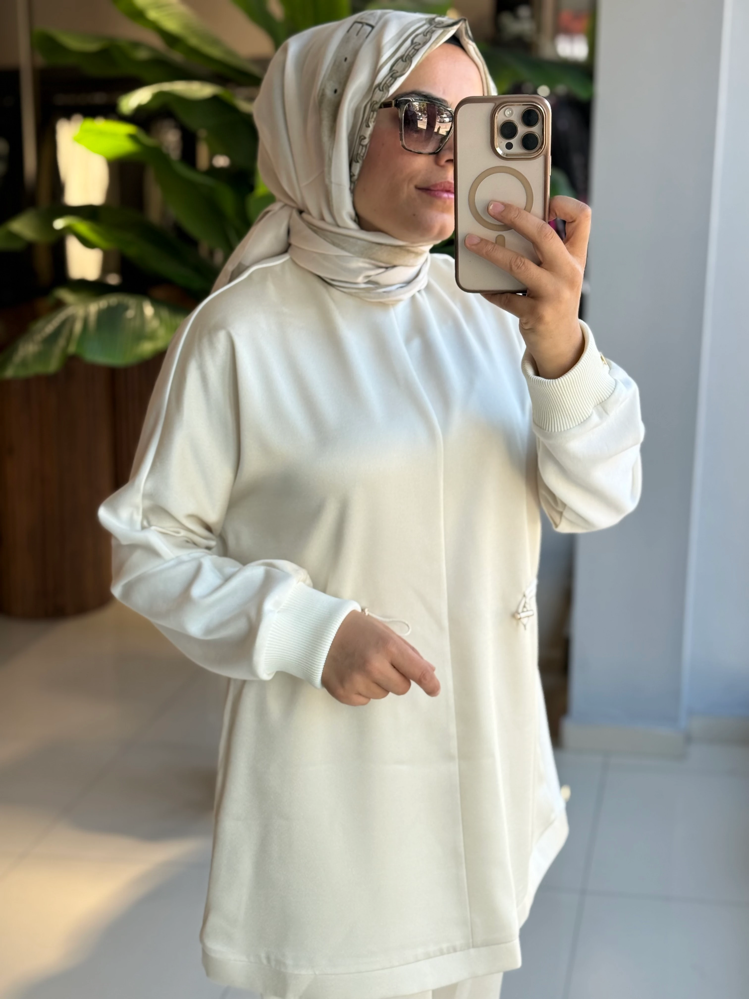 Missemramiss Bej Modesta Takım