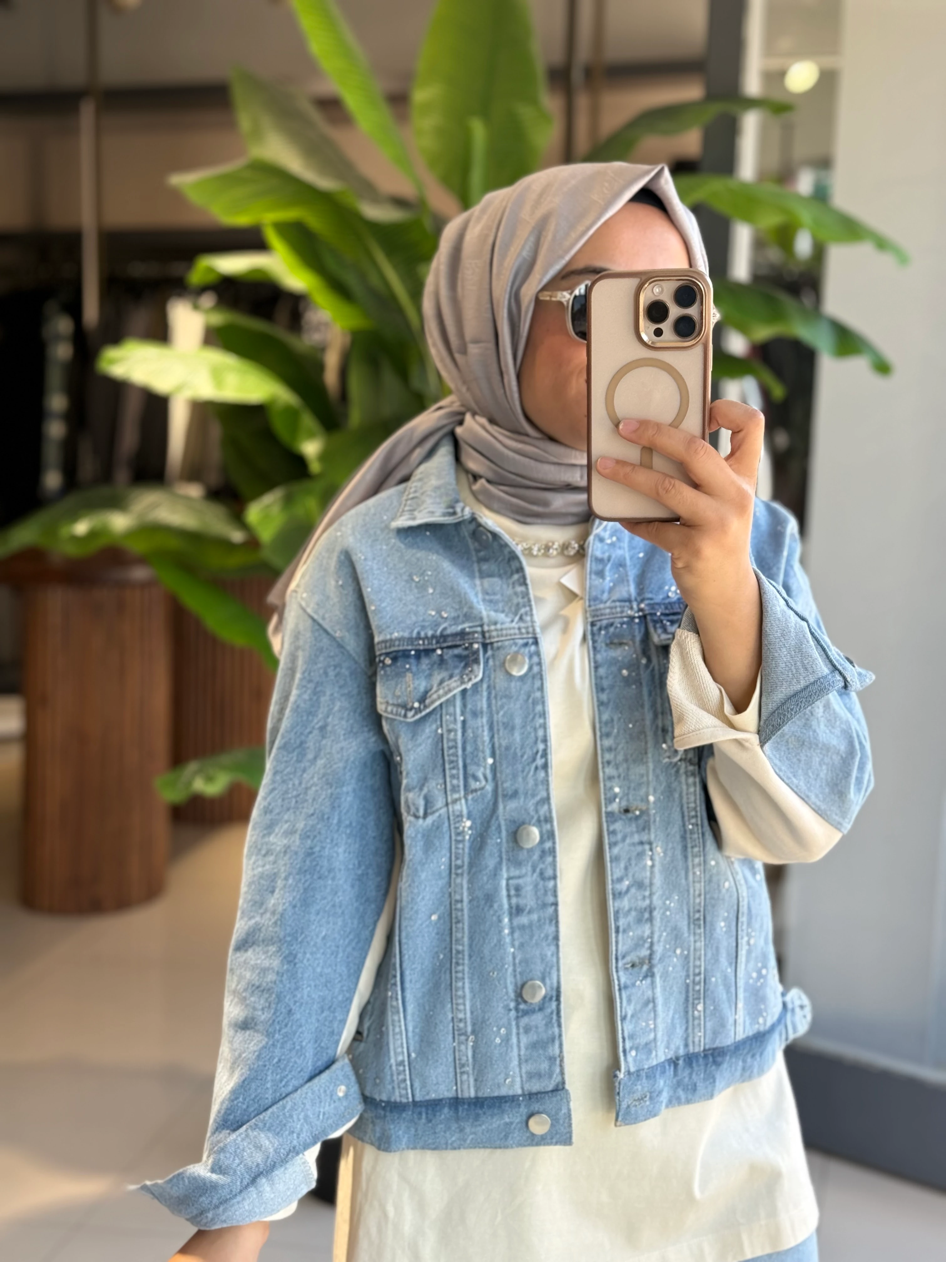 Omelya Kısa Ceketli Kot Takım