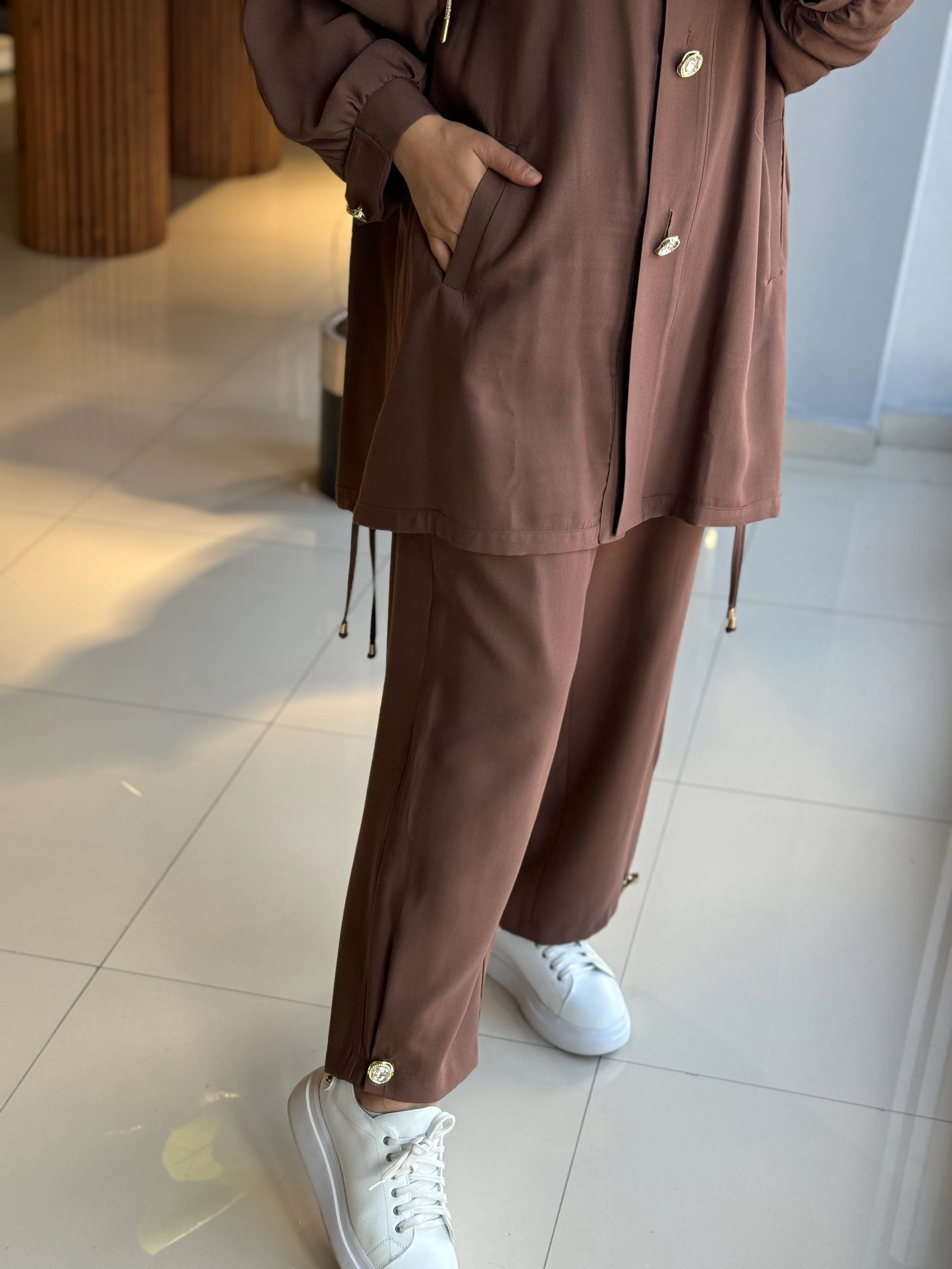 My312 Arkası Taşlı Kahve Takım