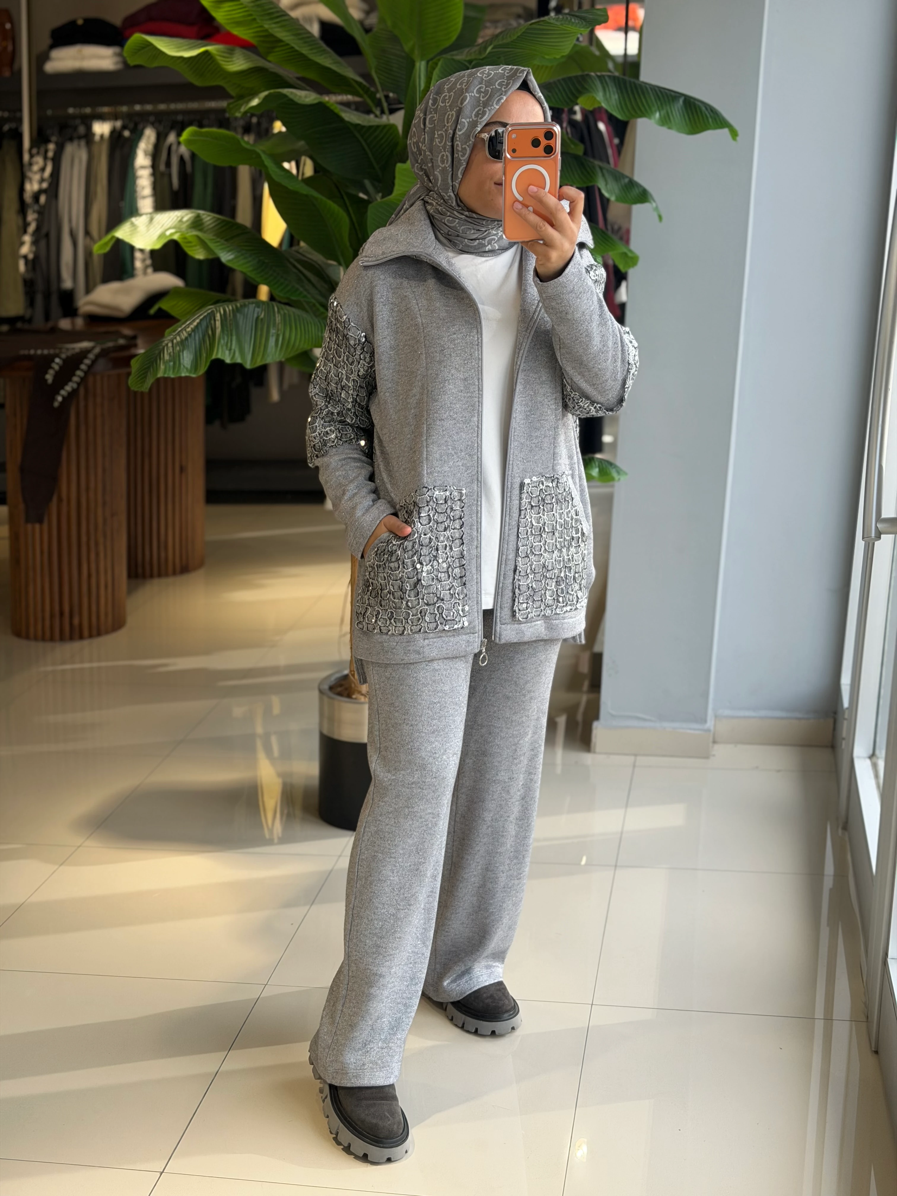 My312 Pul İşleme Detaylı Triko Takım