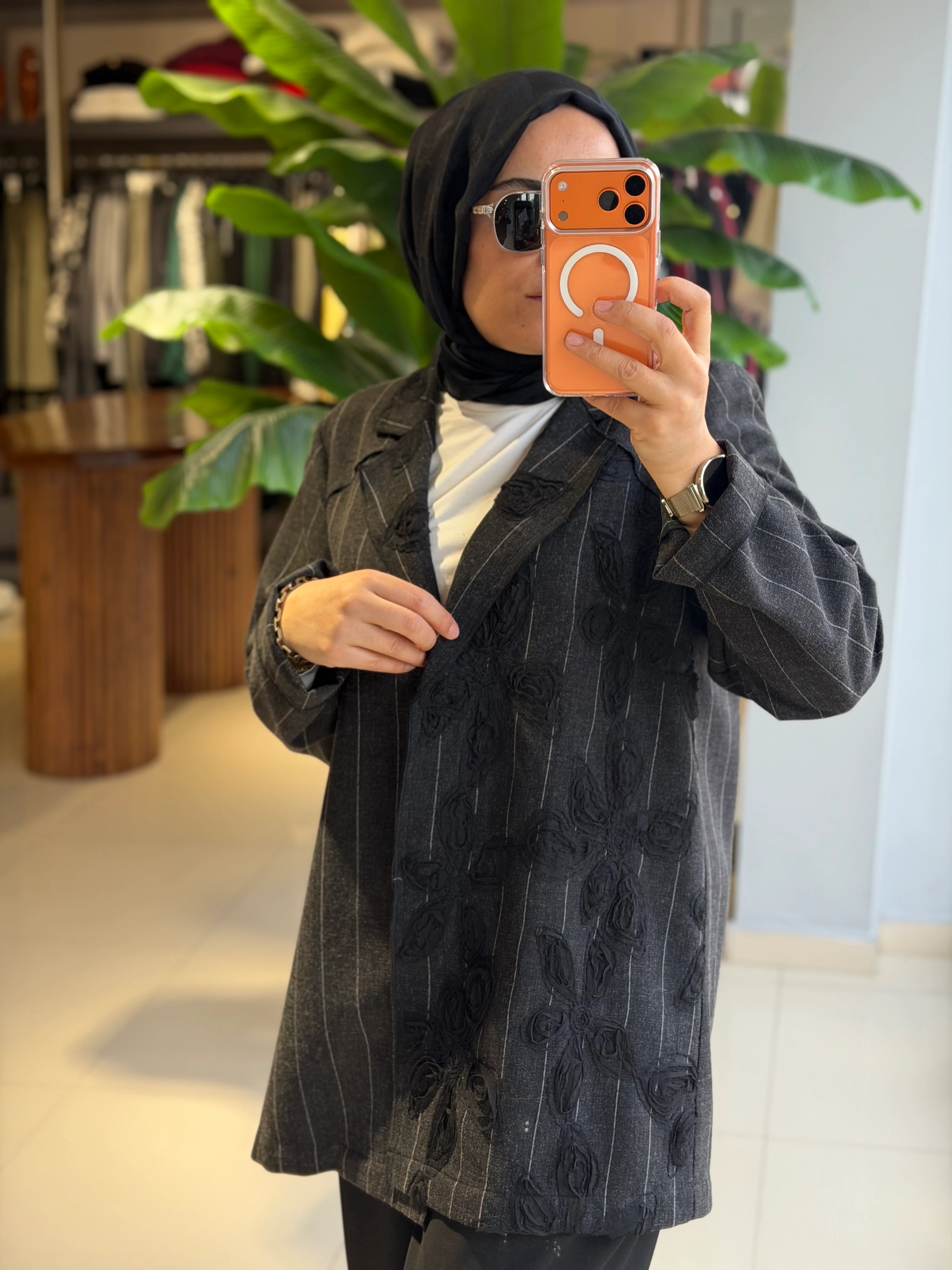 Ghisa Ceketli Takım