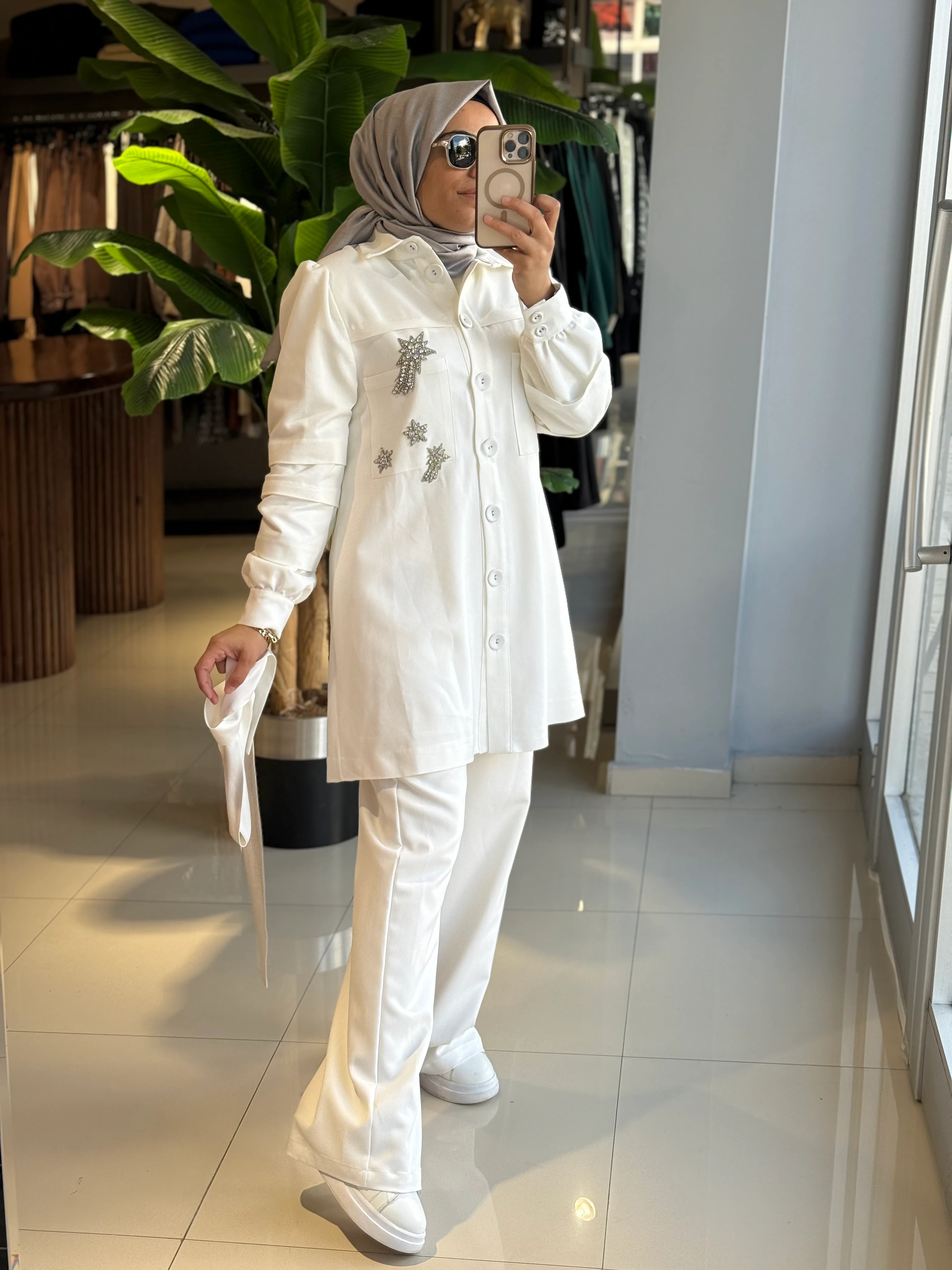 Omelya Taş İşlemeli Gabardin Takım