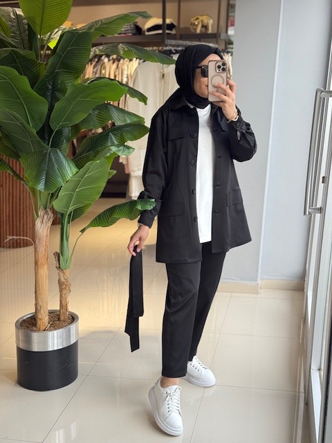 Lisa Exclusive Siyah Takım
