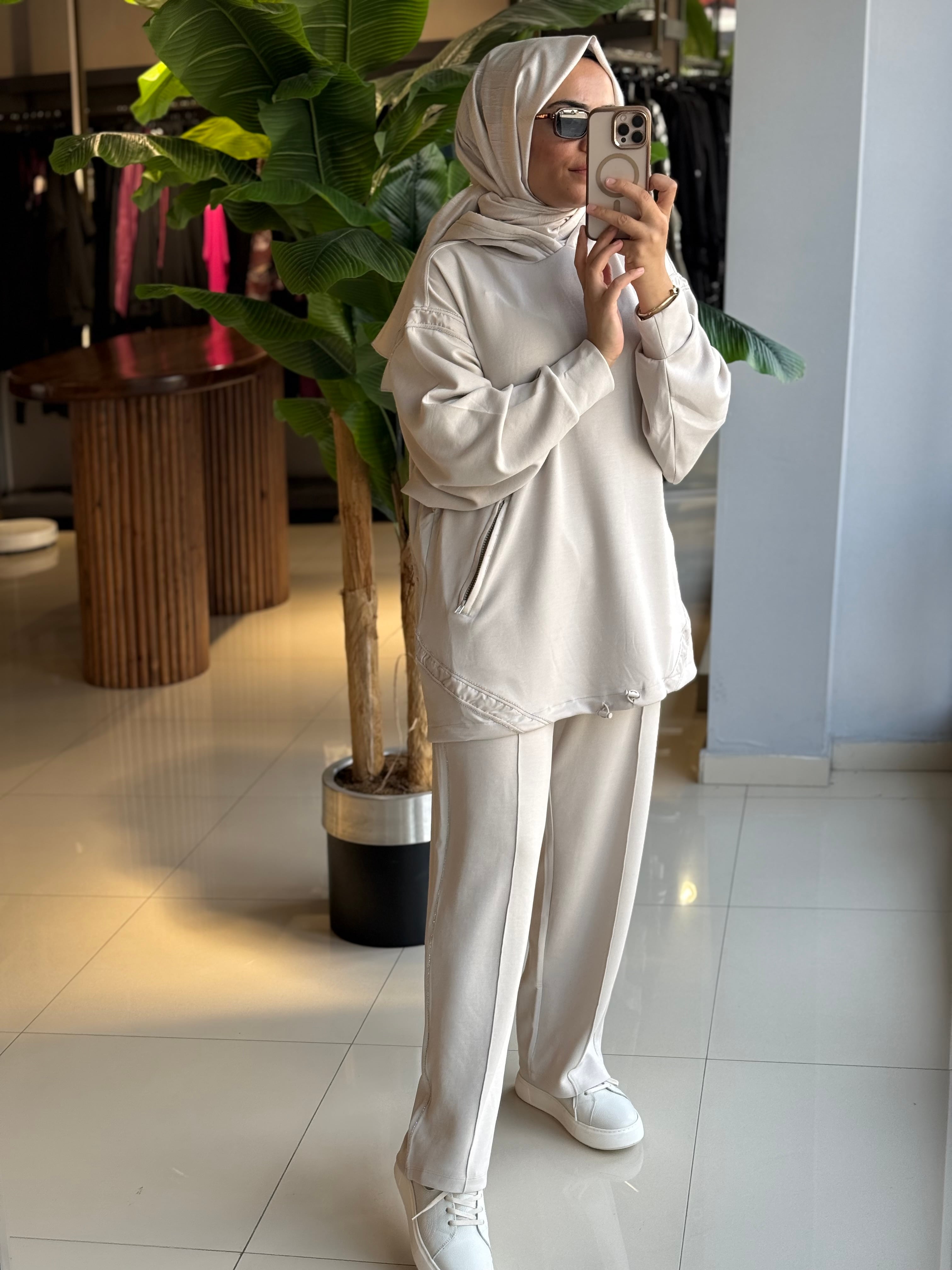 Ghisa Modal Spor Takım