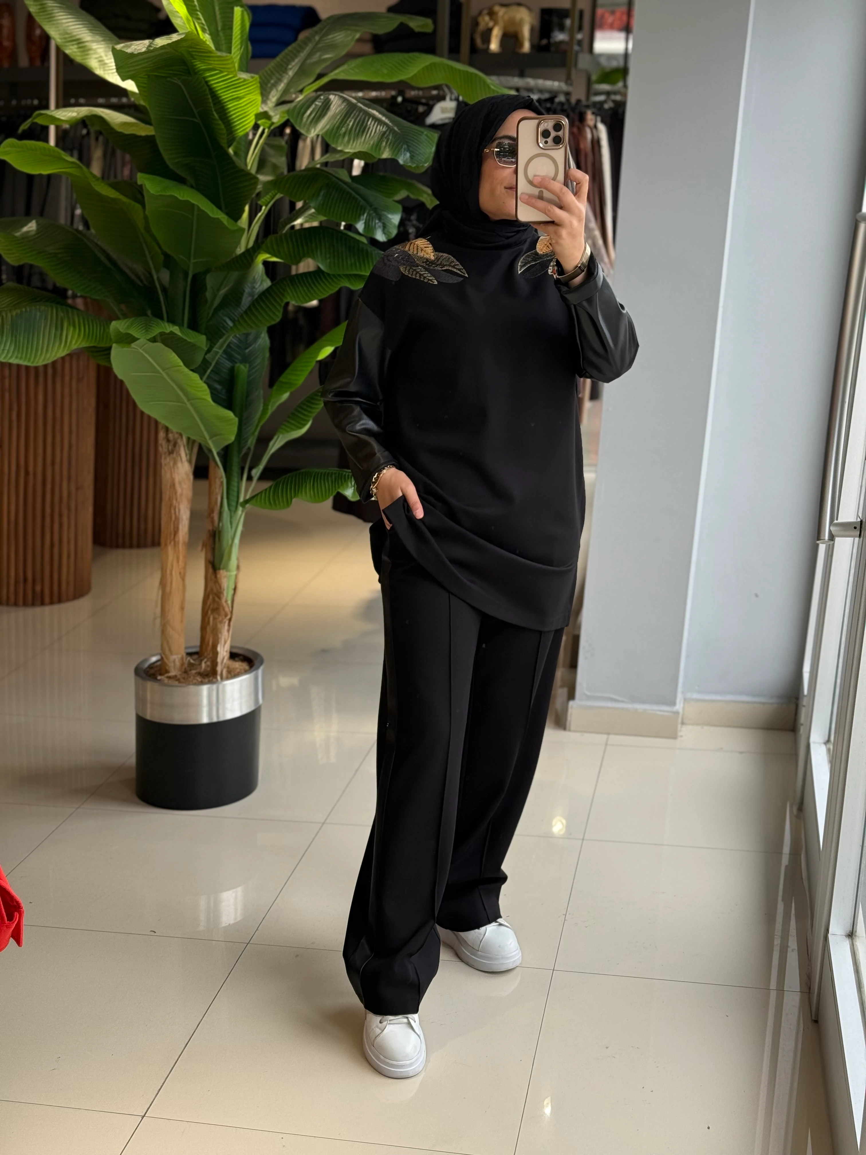 Seçil Store Deri Detay Takım