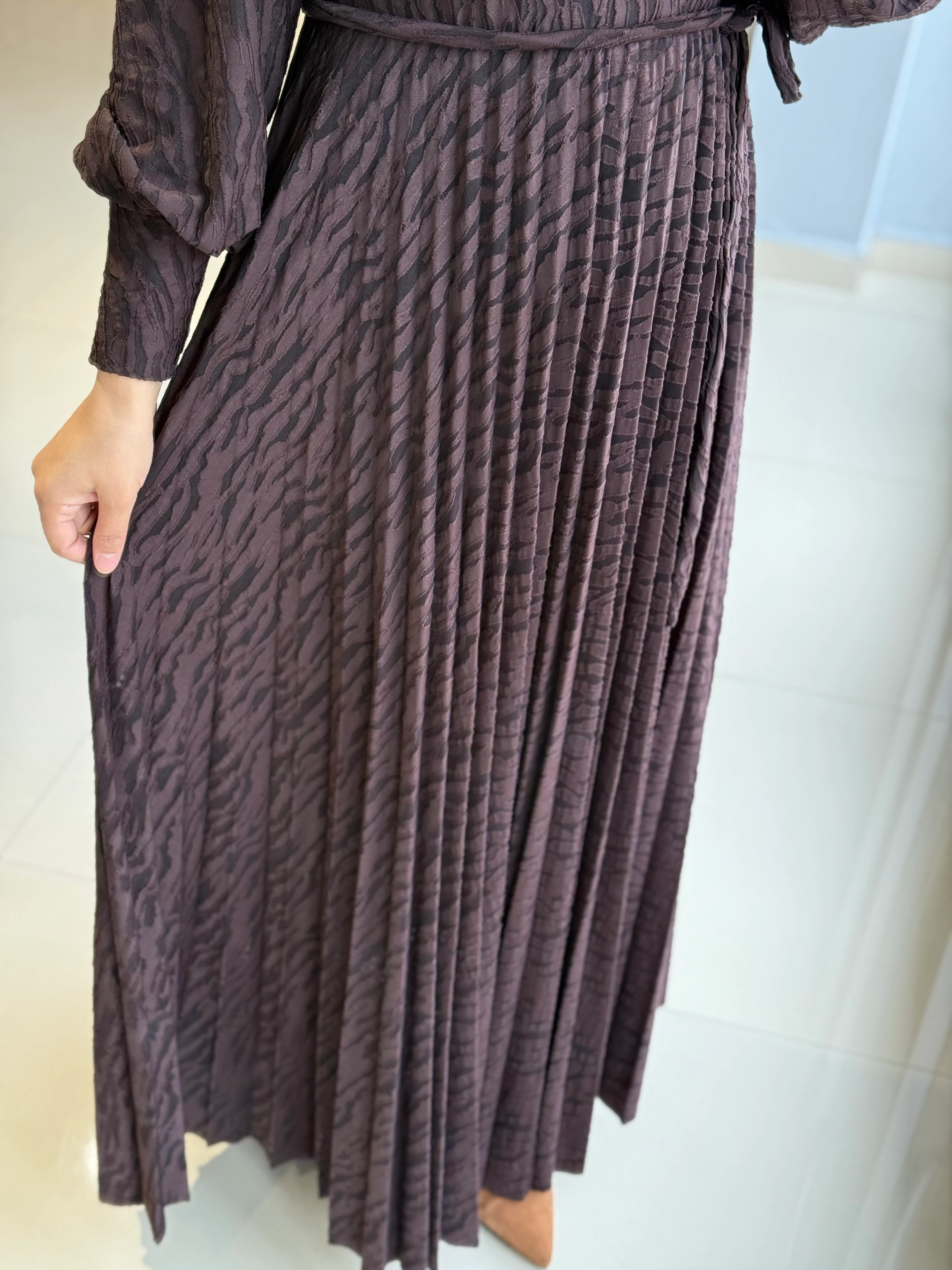 My312 Jakarlı Plise Elbise