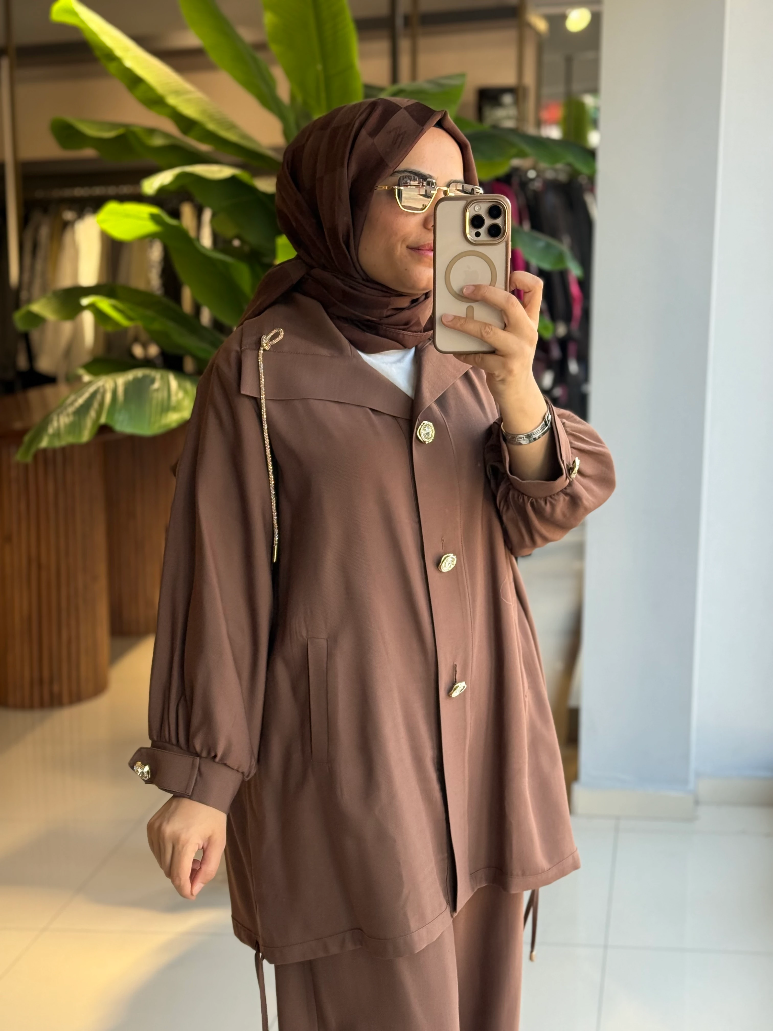 My312 Arkası Taşlı Kahve Takım