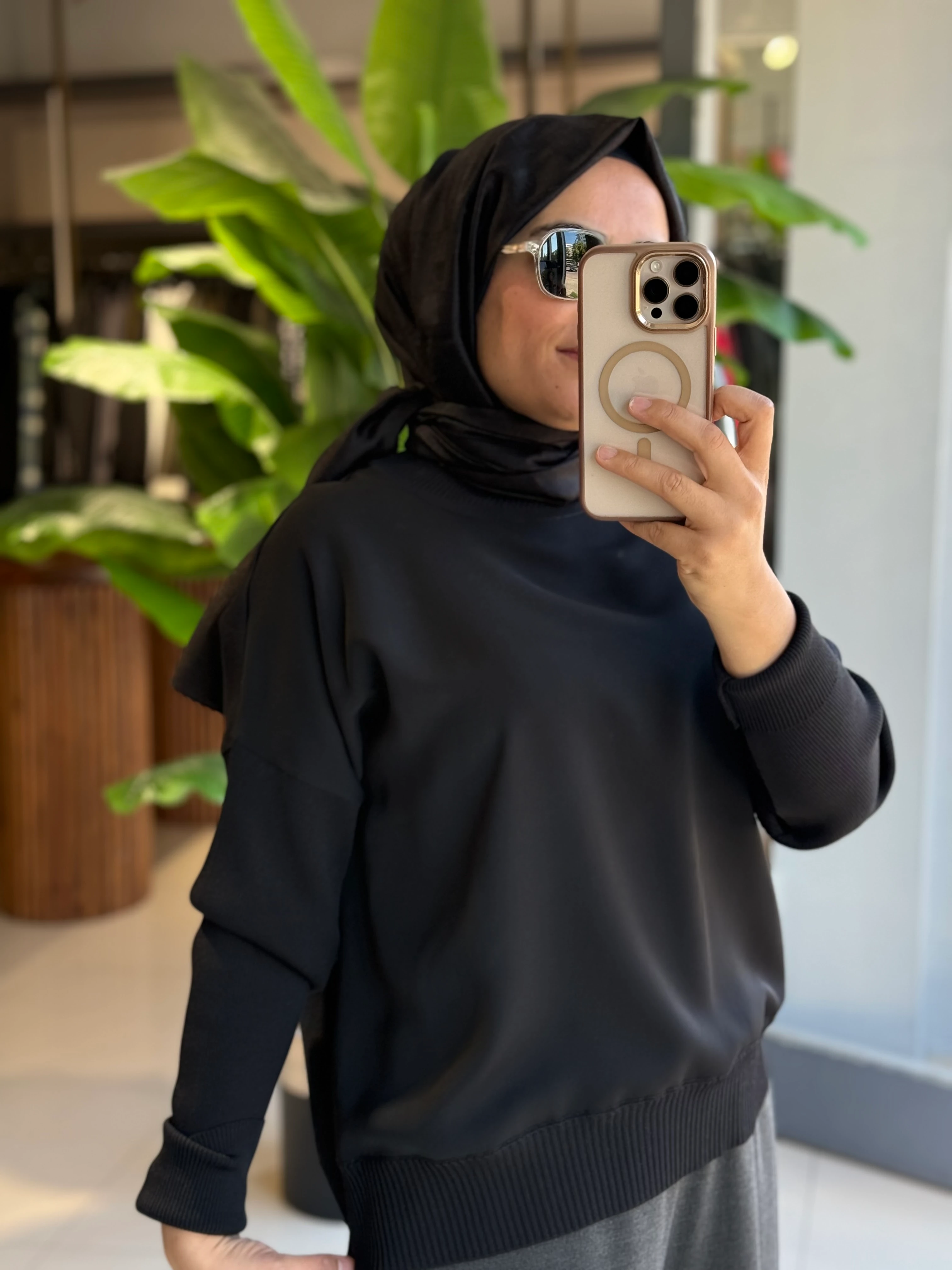 Ghisa Krep Detay Merserize Siyah Bluz