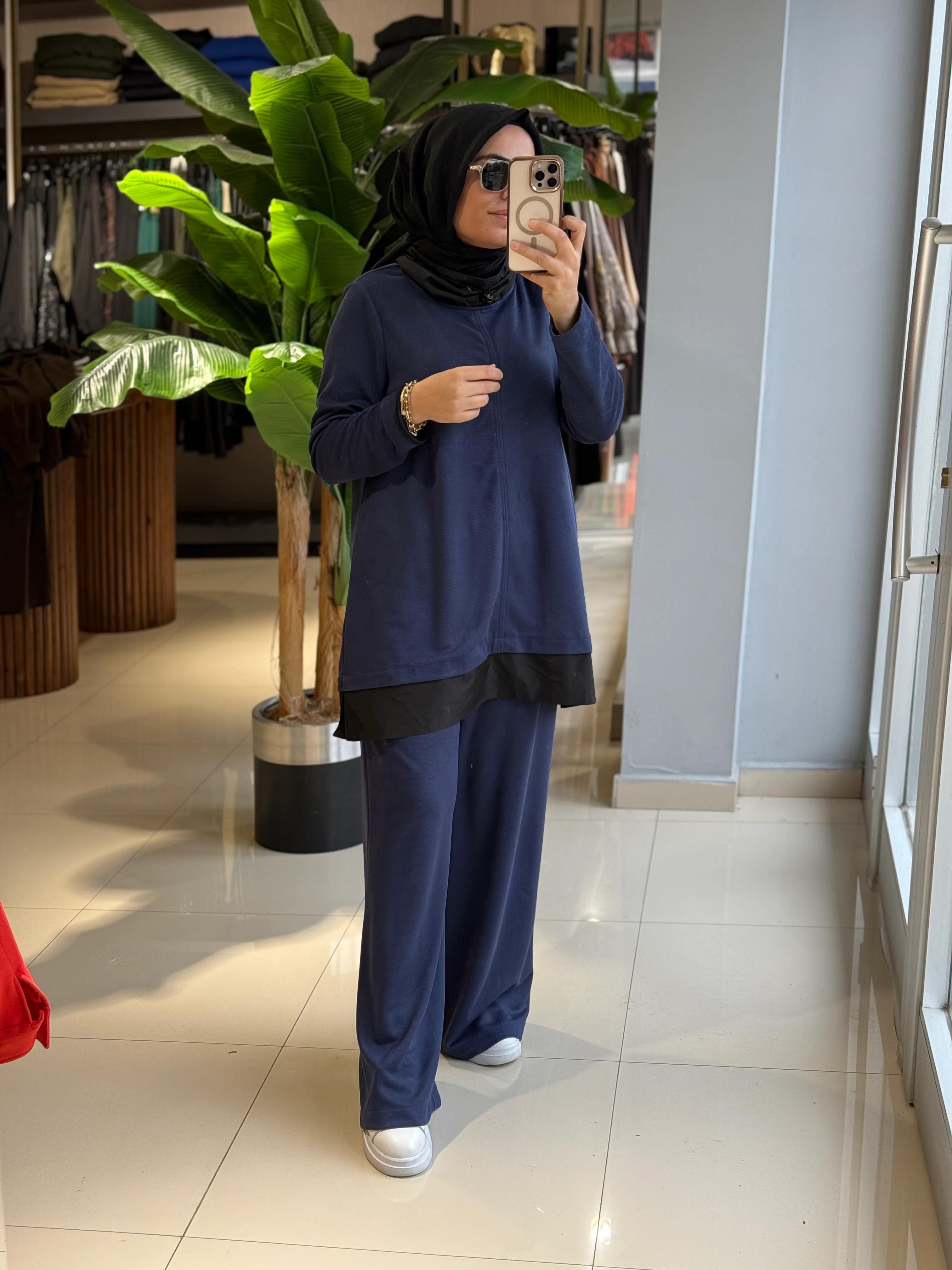 Nuss Lacivert Takım