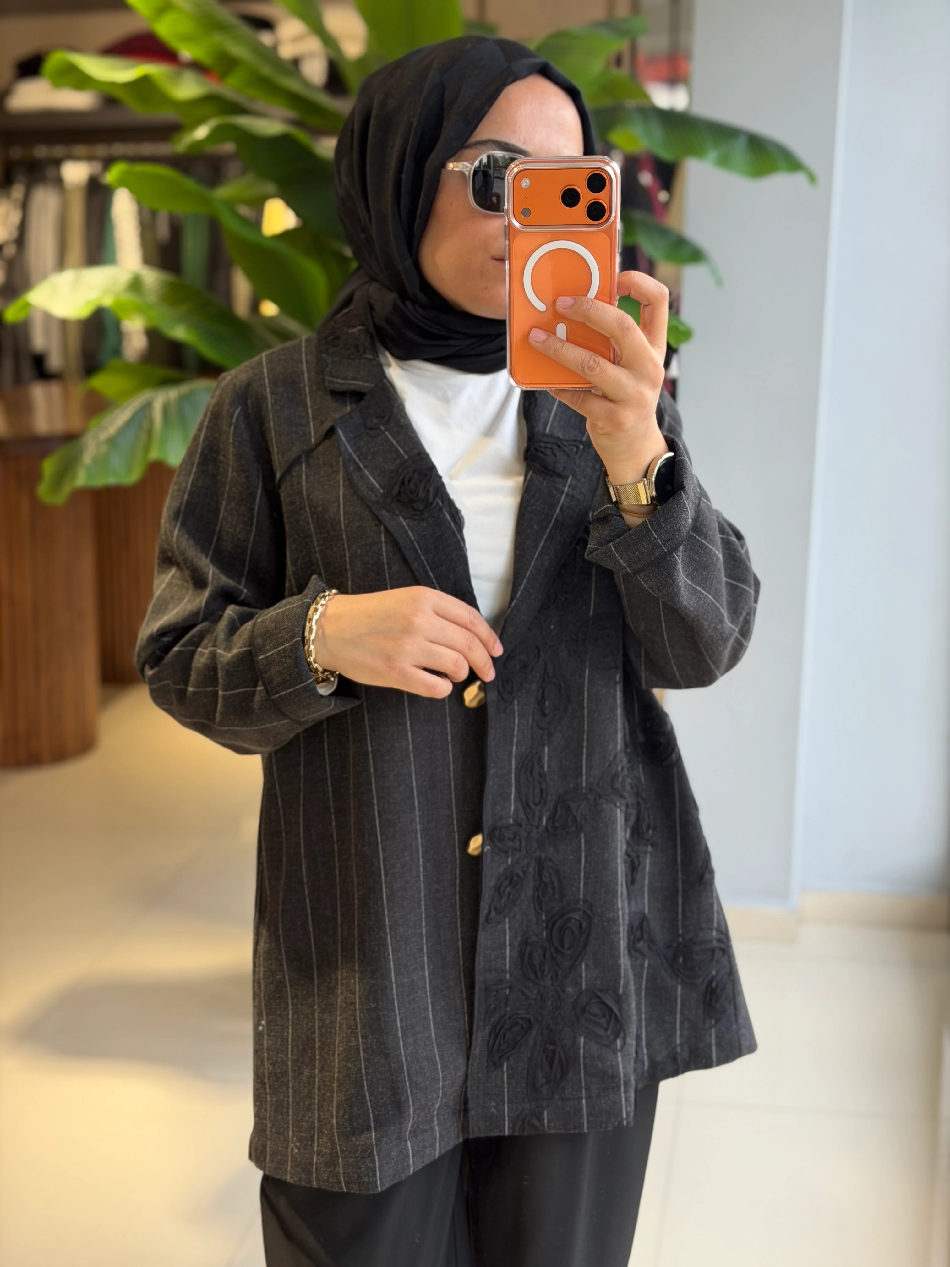 Ghisa Ceketli Takım